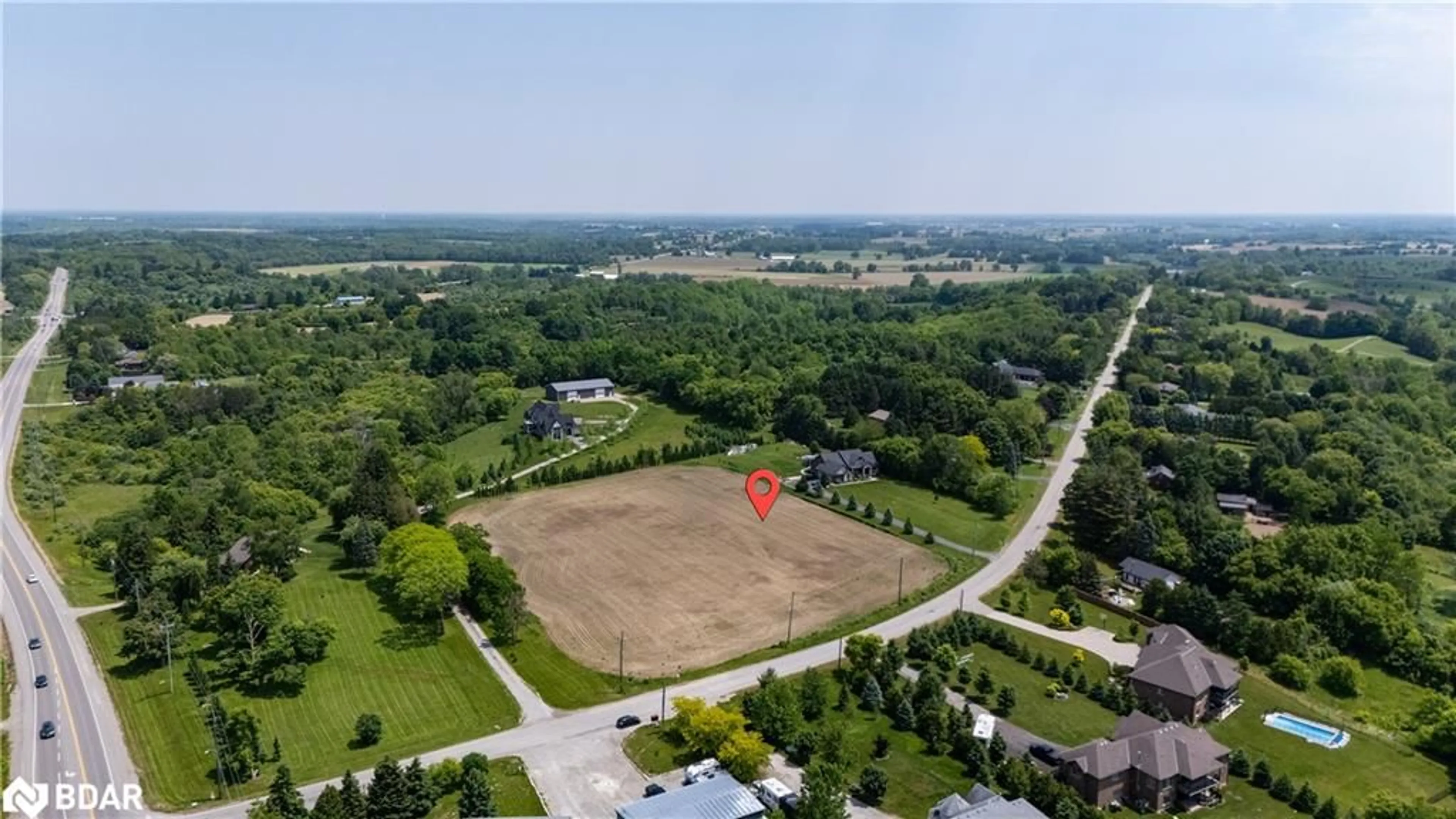A pic from outside/outdoor area/front of a property/back of a property/a pic from drone, unknown for 12 River Rd, Brantford Ontario N3T 5L6