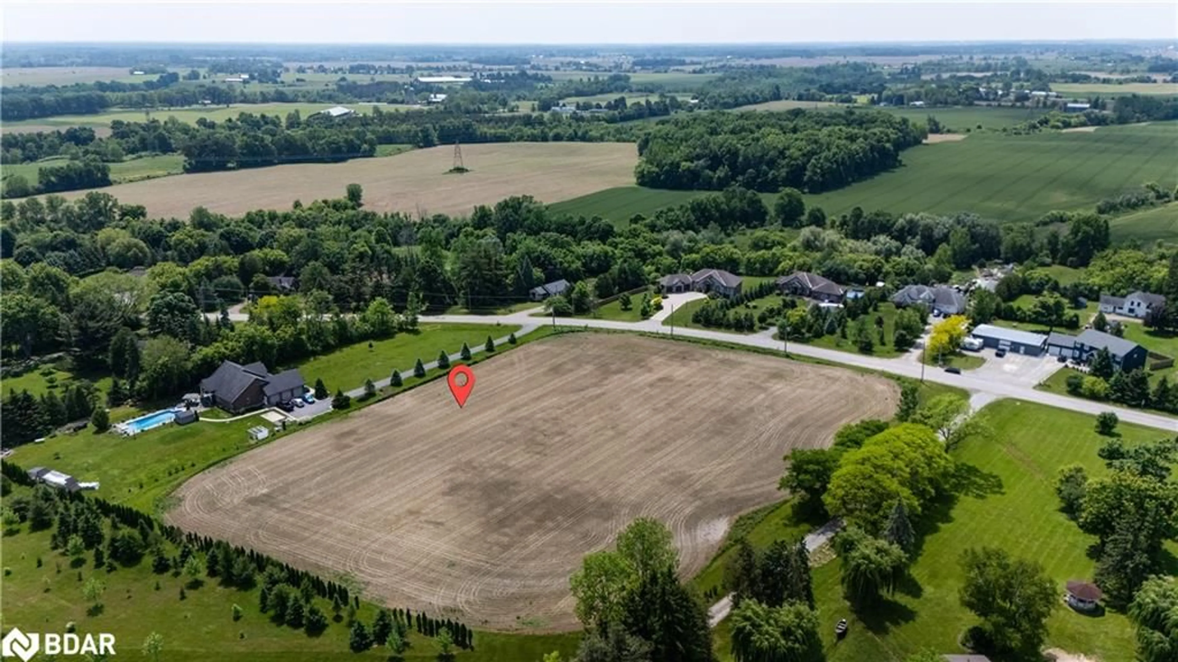 A pic from outside/outdoor area/front of a property/back of a property/a pic from drone, unknown for 12 River Rd, Brantford Ontario N3T 5L6
