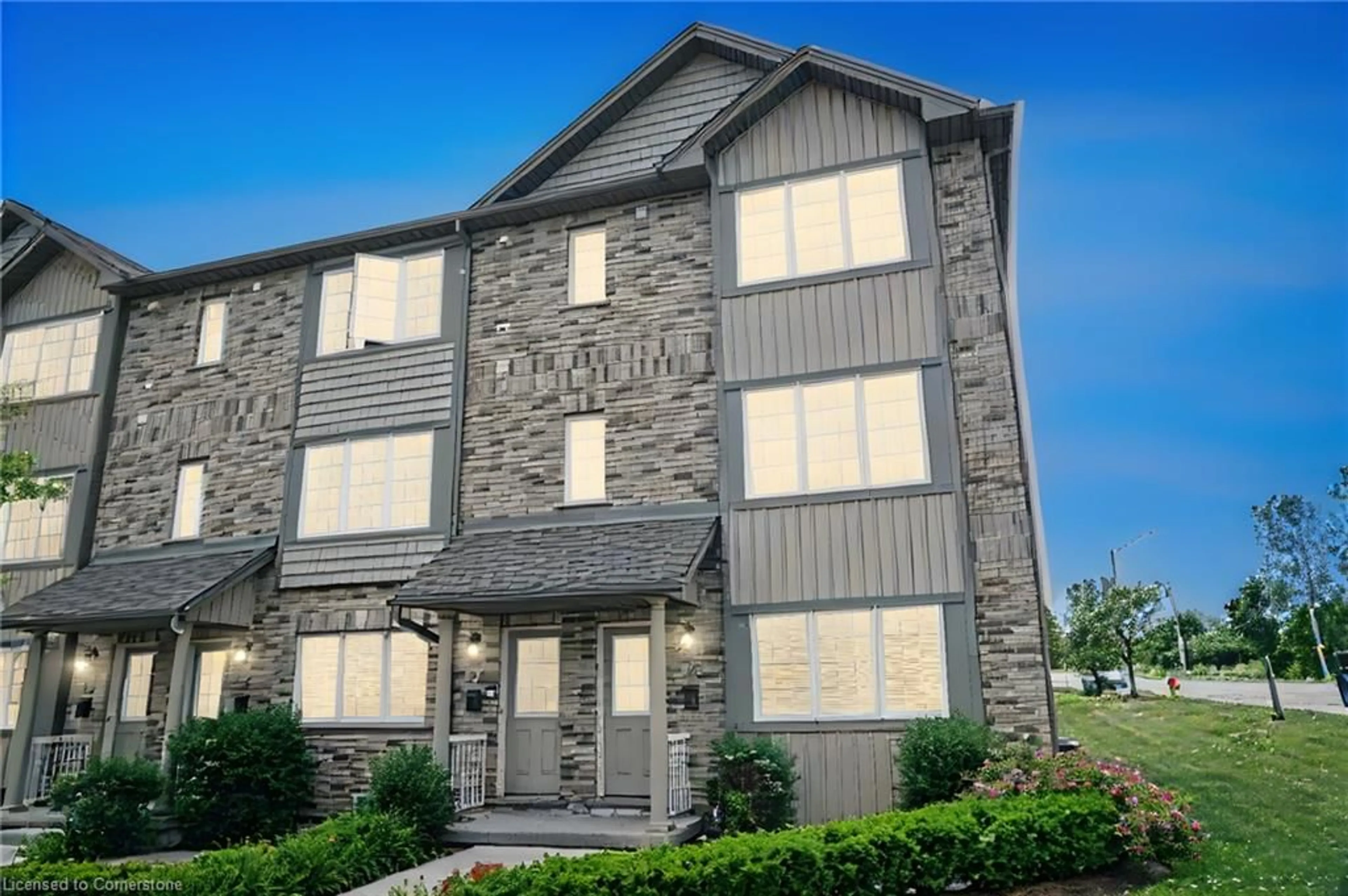 Home with brick exterior material, building for 275 Old Huron Rd #28, Kitchener Ontario N2R 1P9