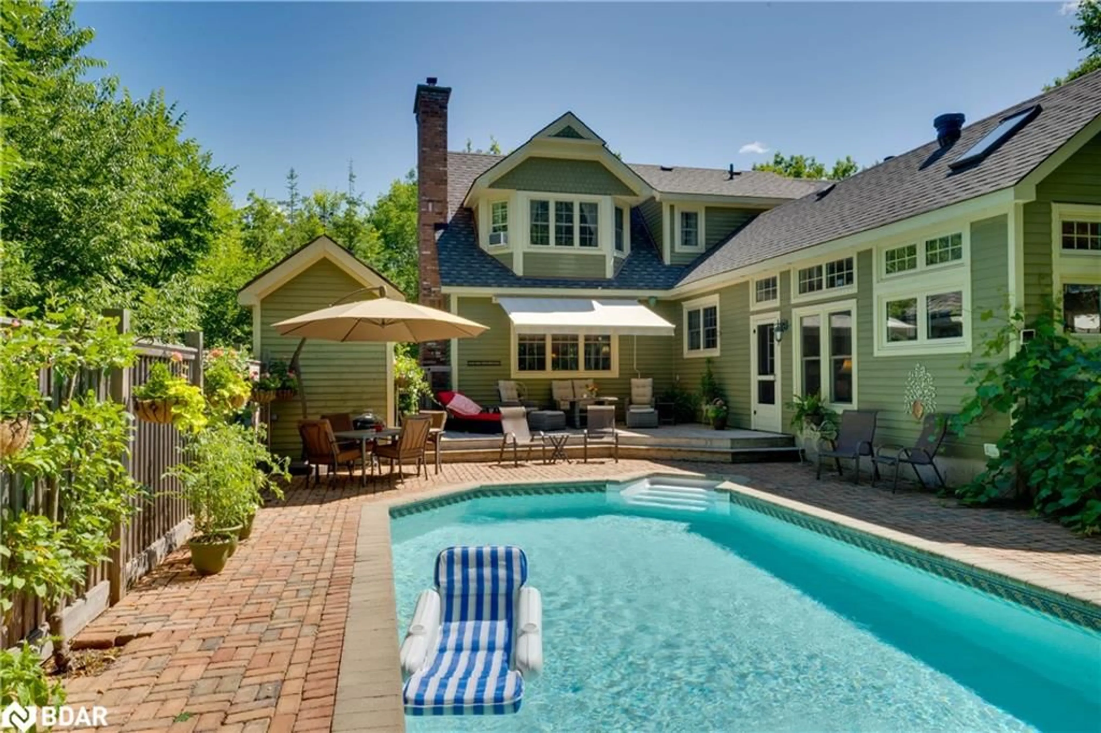 Pool for 26 Paddy Dunn's Cir, Springwater Ontario L9X 0T1