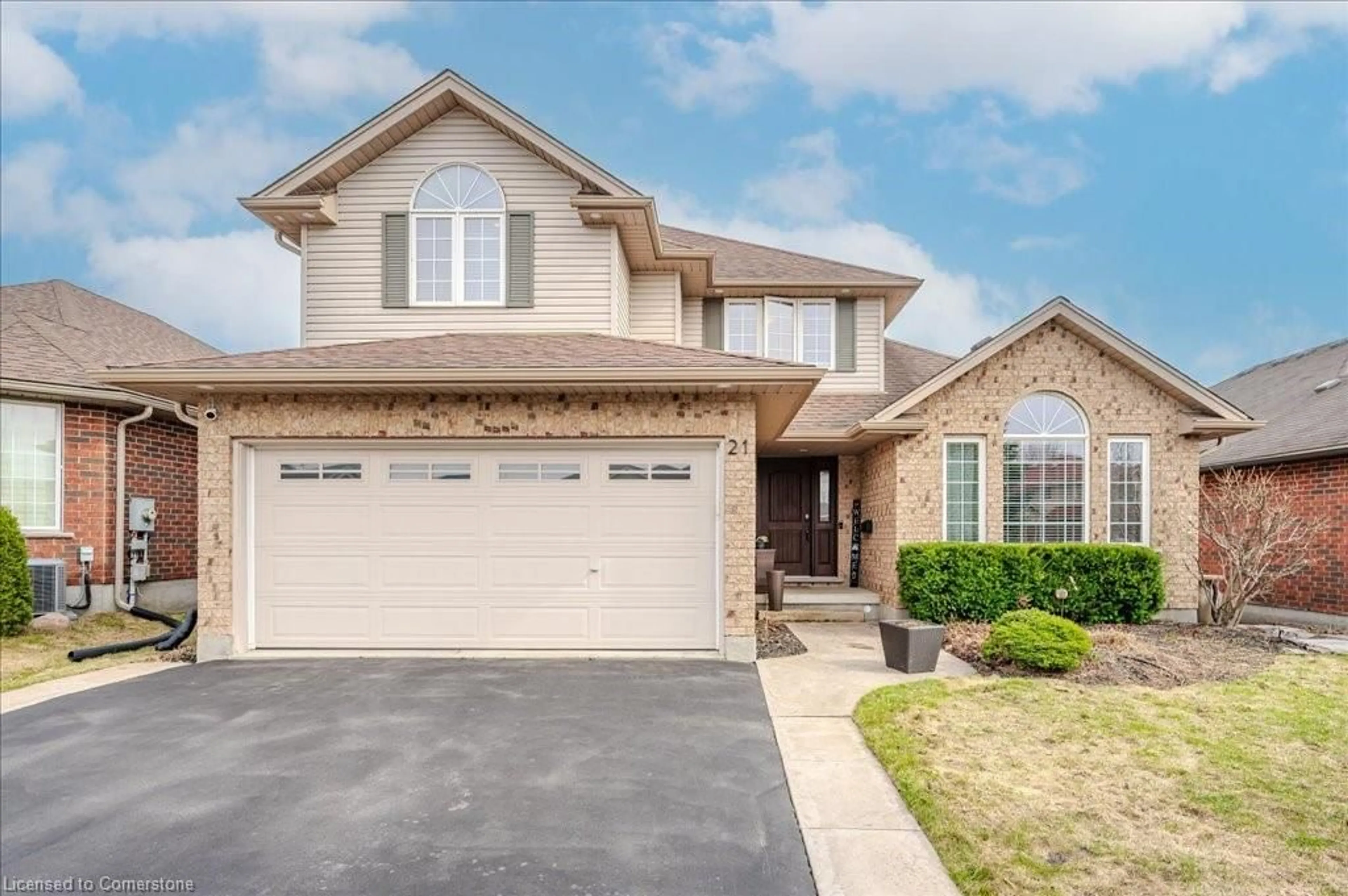 Home with brick exterior material, street for 21 Creekside Dr, Guelph Ontario N1E 0C2