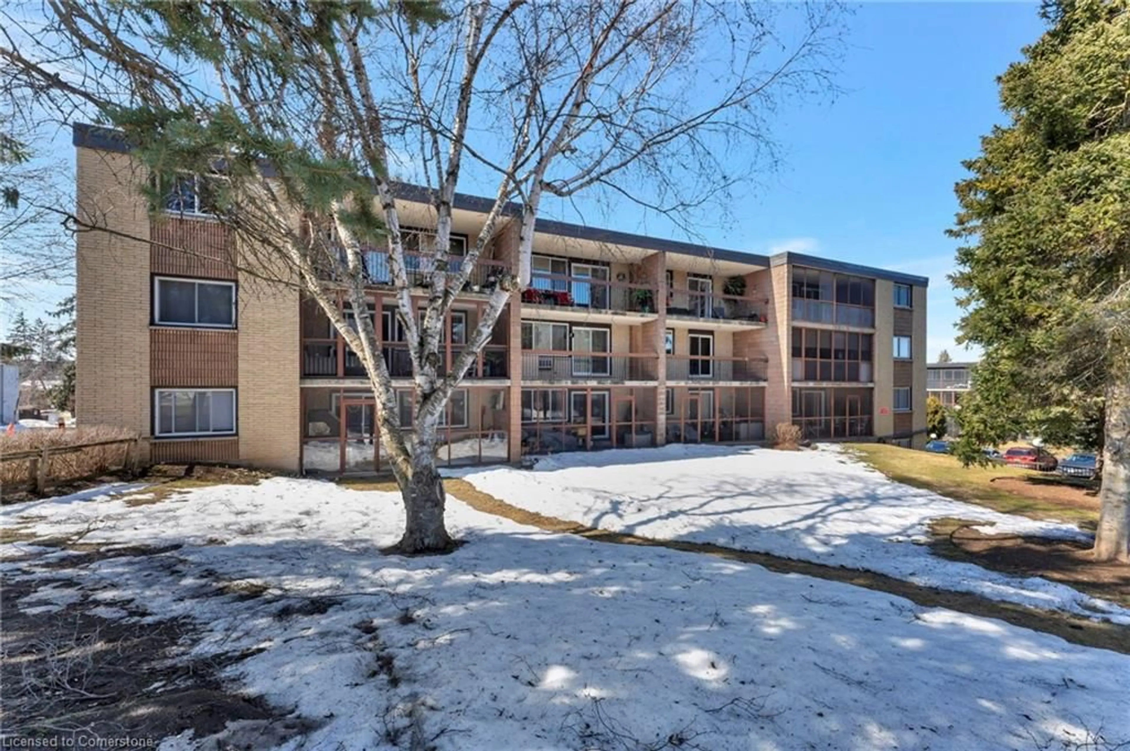 Patio, unknown for 944 Caledonian View #405, Cambridge Ontario N3H 1A5