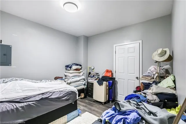 Primary image of 47 Wellington St