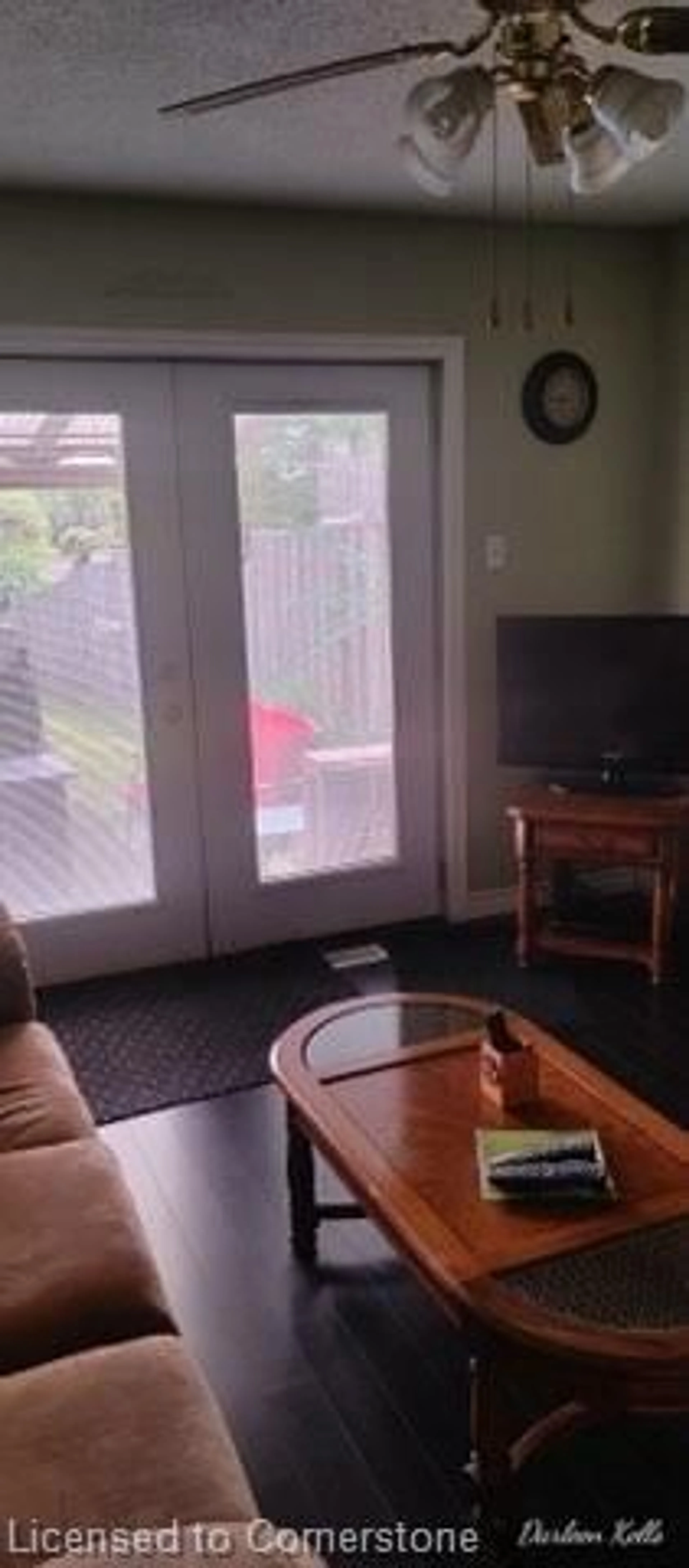 A pic of a room for 37 Briar Knoll Dr, Kitchener Ontario N2E 1X9