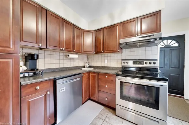 Additional property image - 168 Cope St