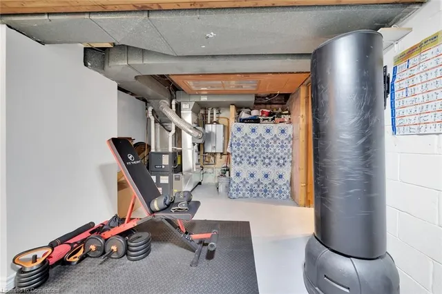Additional property image - 168 Cope St