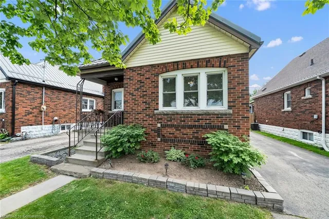 Additional property image - 168 Cope St