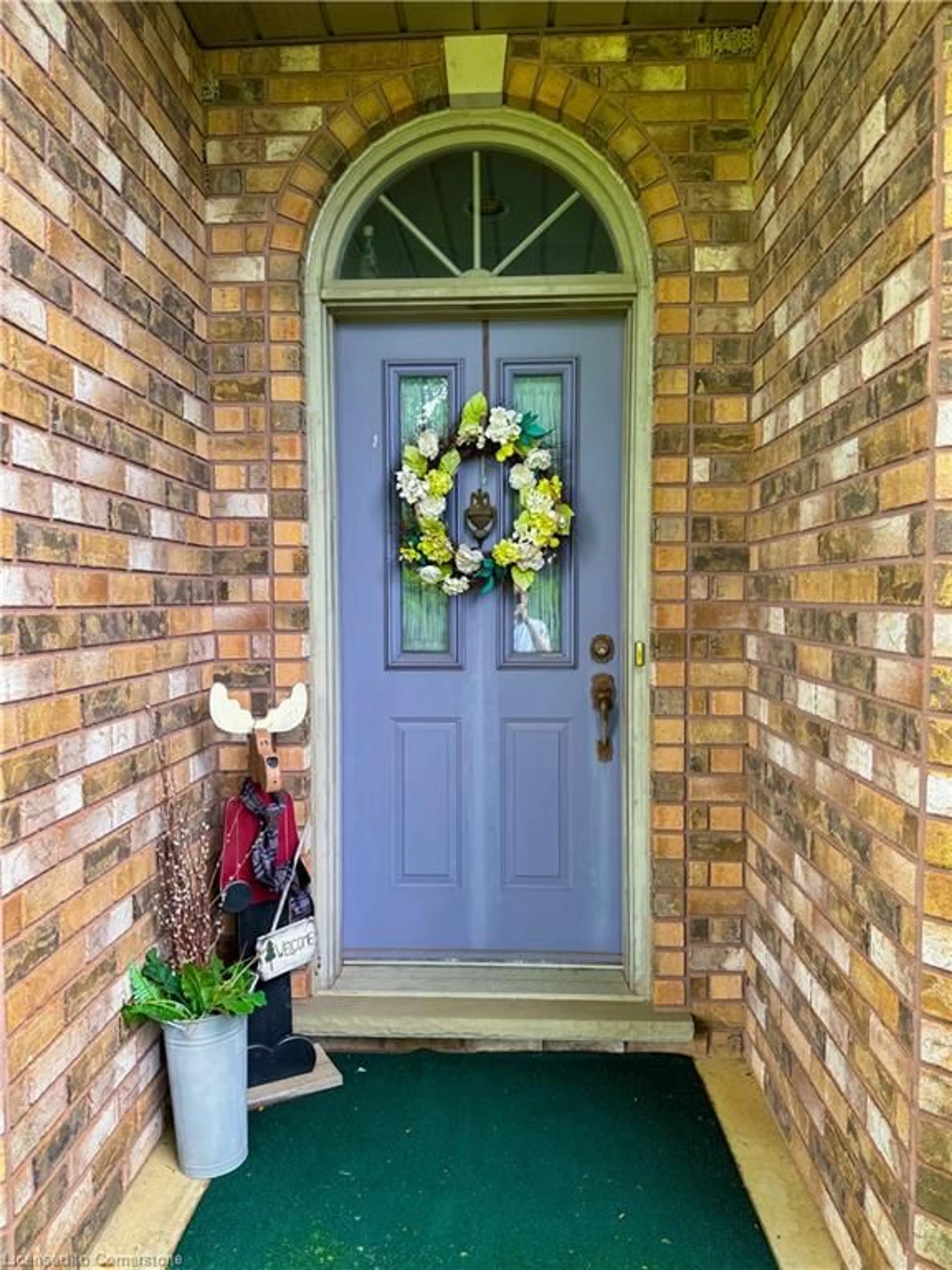 Indoor entryway for 148 Concession 12 Townsend, Waterford Ontario N0E 1Y0