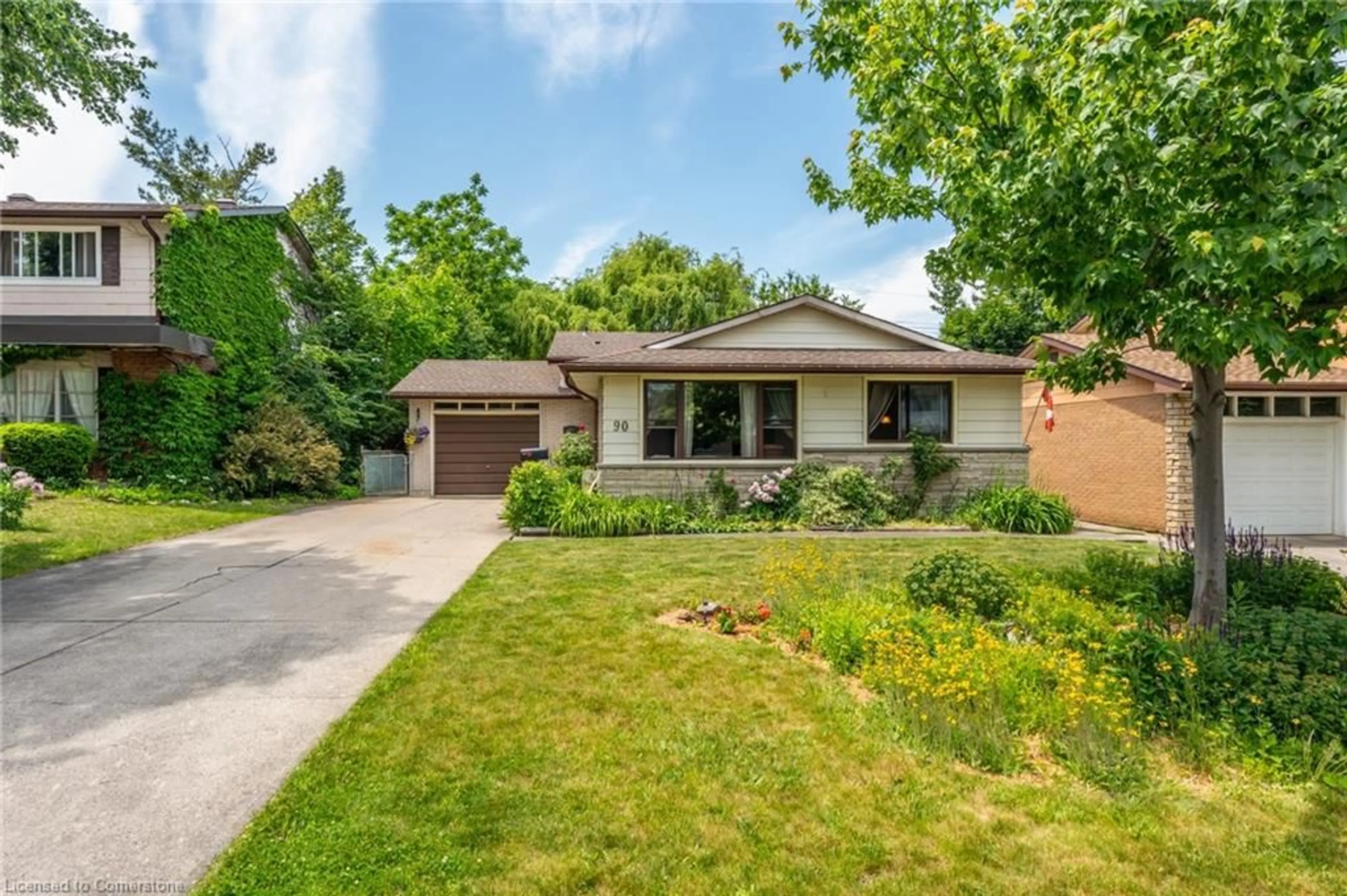 Unknown for 90 Mountbatten Dr, Hamilton Ontario L9C 3V5
