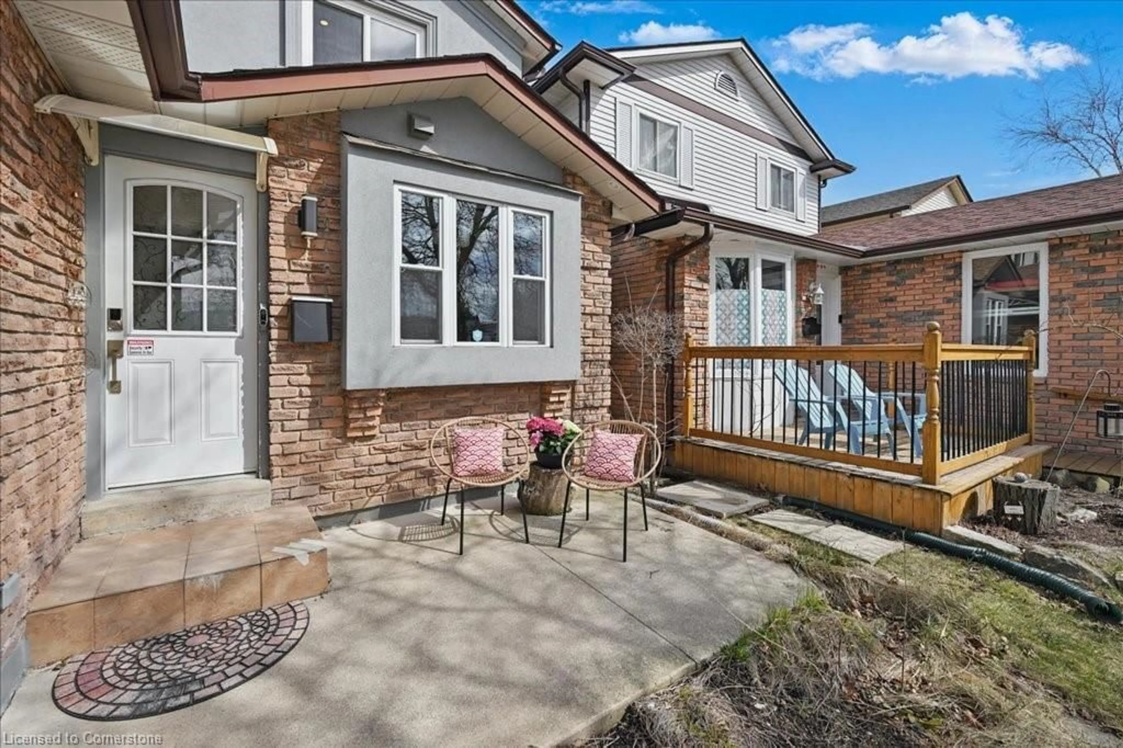 Unknown for 2338 Malcolm Cres, Burlington Ontario L7P 4H4