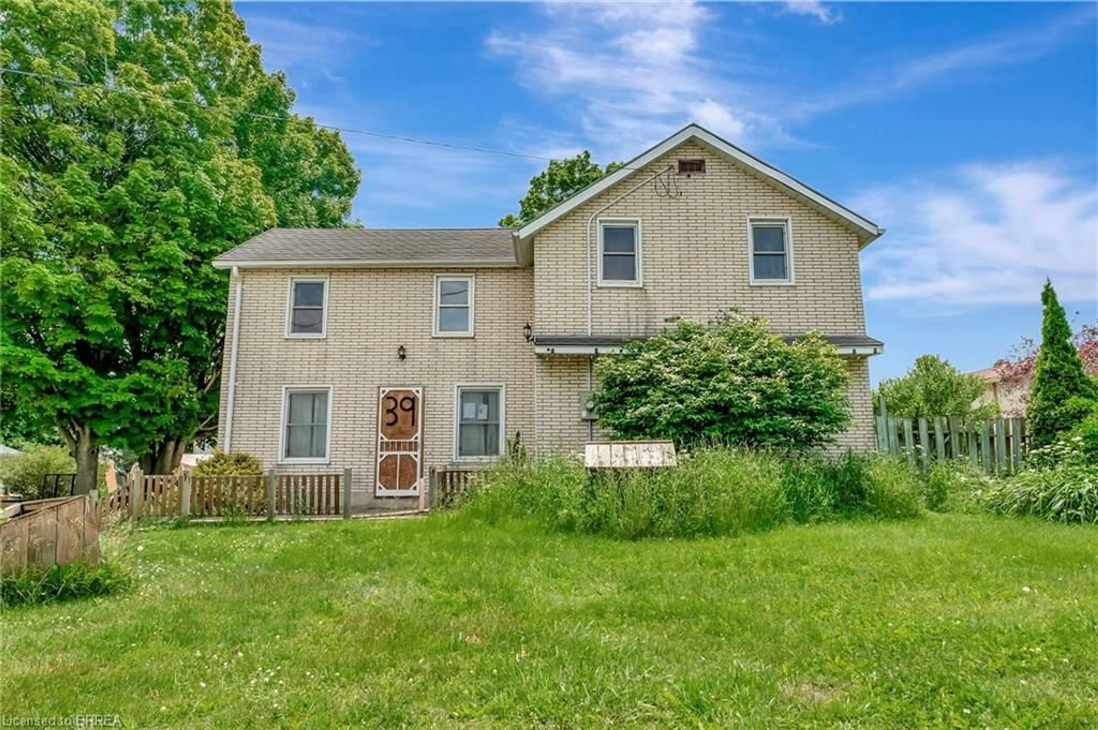A pic from outside/outdoor area/front of a property/back of a property/a pic from drone, building for 39 Church St, Burgessville Ontario N0J 1C0