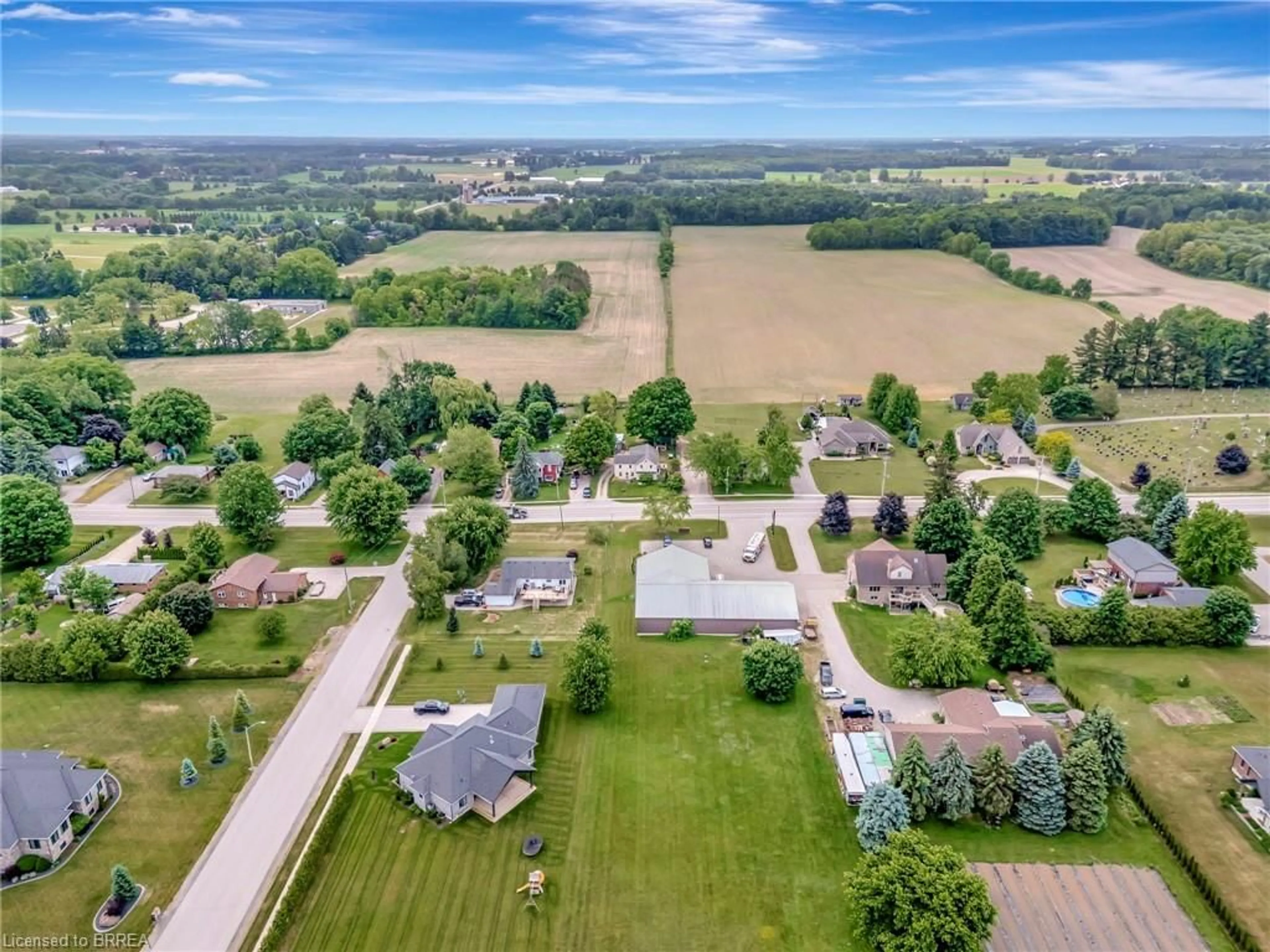 A pic from outside/outdoor area/front of a property/back of a property/a pic from drone, unknown for 39 Church St, Burgessville Ontario N0J 1C0