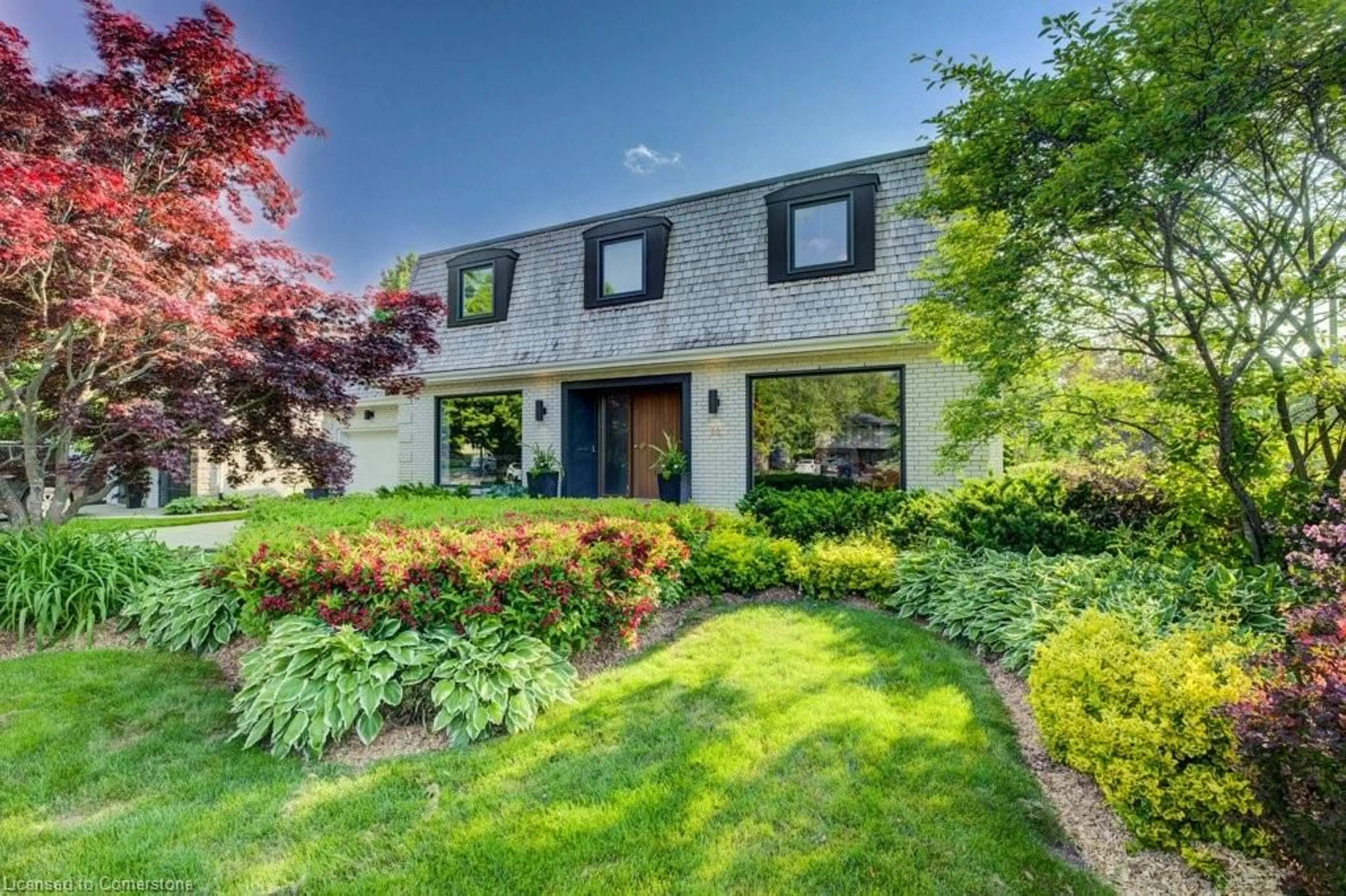 Home with brick exterior material, street for 75 Somerset Cres, Waterloo Ontario N2L 1N1
