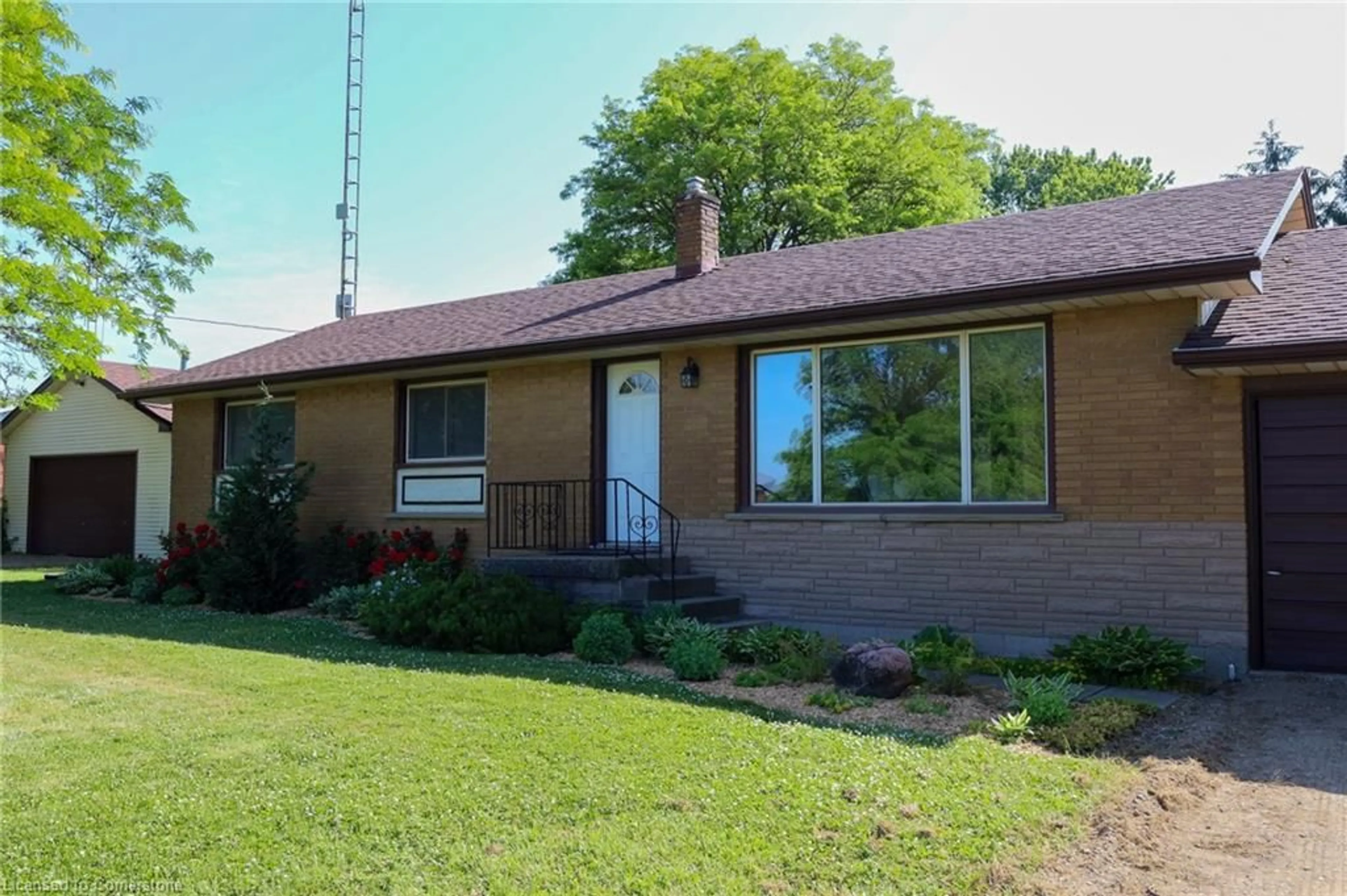 Home with brick exterior material, street for 539 Alberton Rd, Ancaster Ontario L0R 1A0