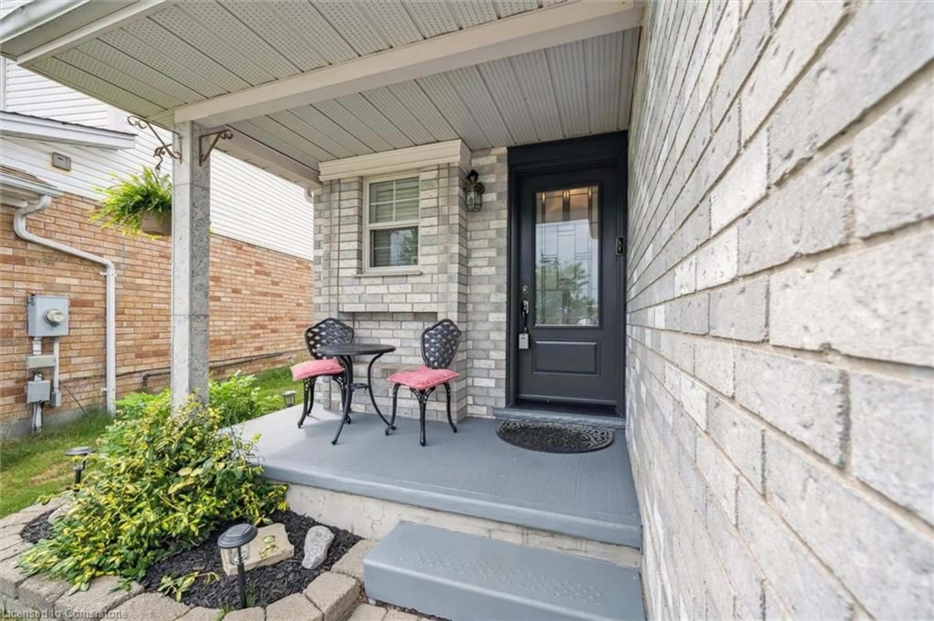 Unknown for 747 Fairway Crt, Kitchener Ontario N2A 4B4