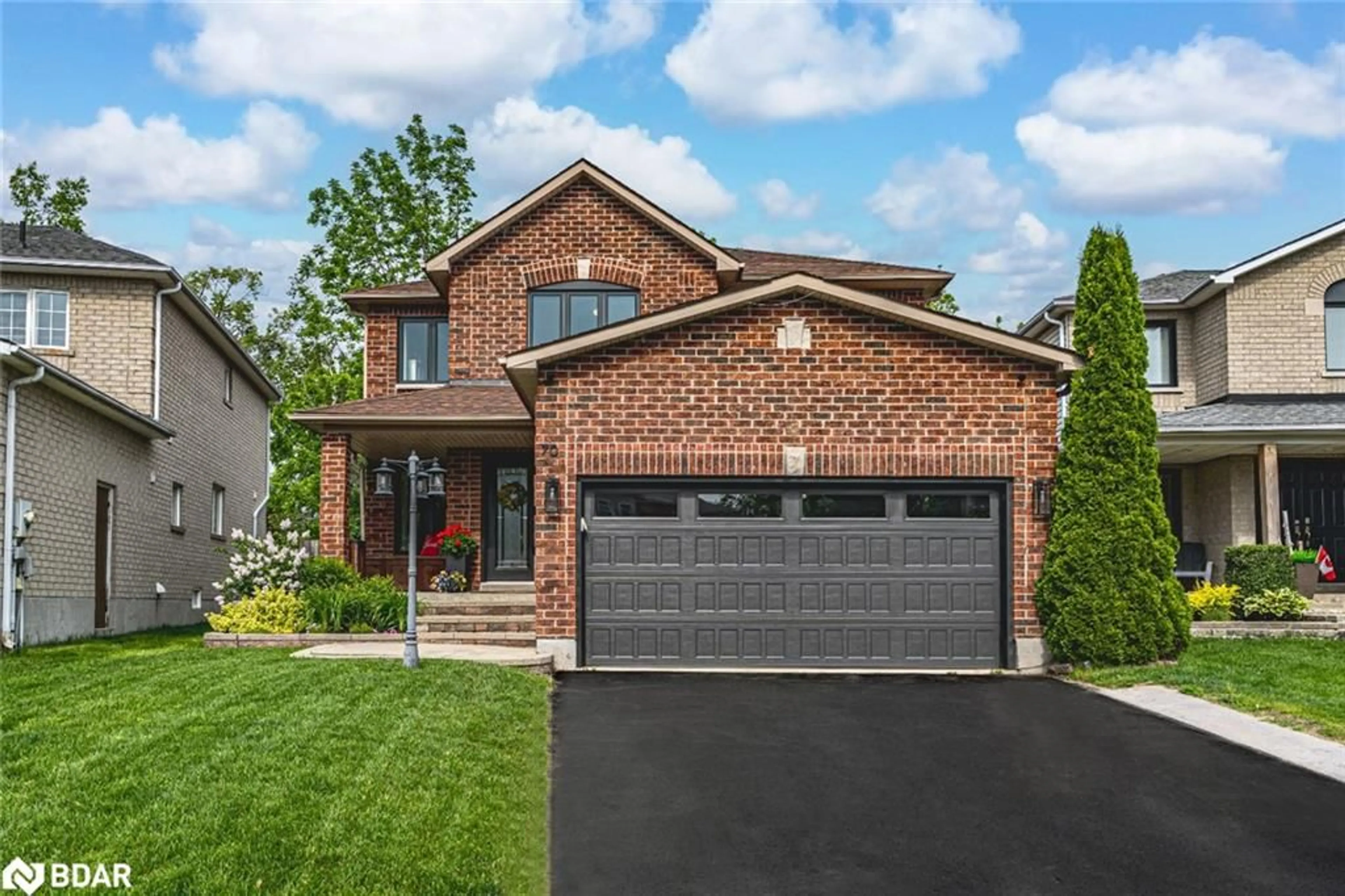 Home with brick exterior material, street for 70 Girdwood Dr, Barrie Ontario L4N 8R1