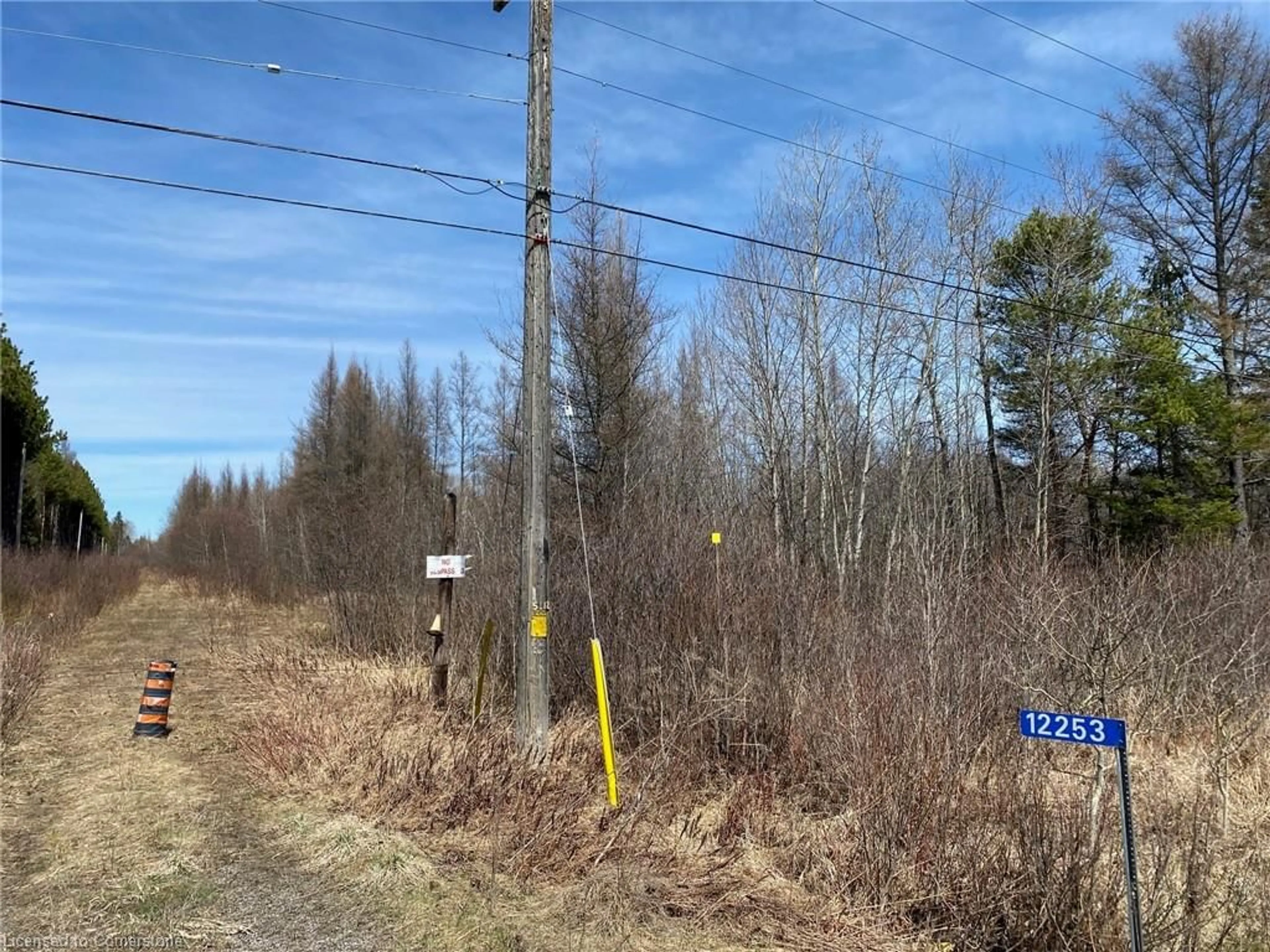 Unknown for 12253 (ON-17) Trans Canada Hwy, Sturgeon Falls Ontario P2B 2P1