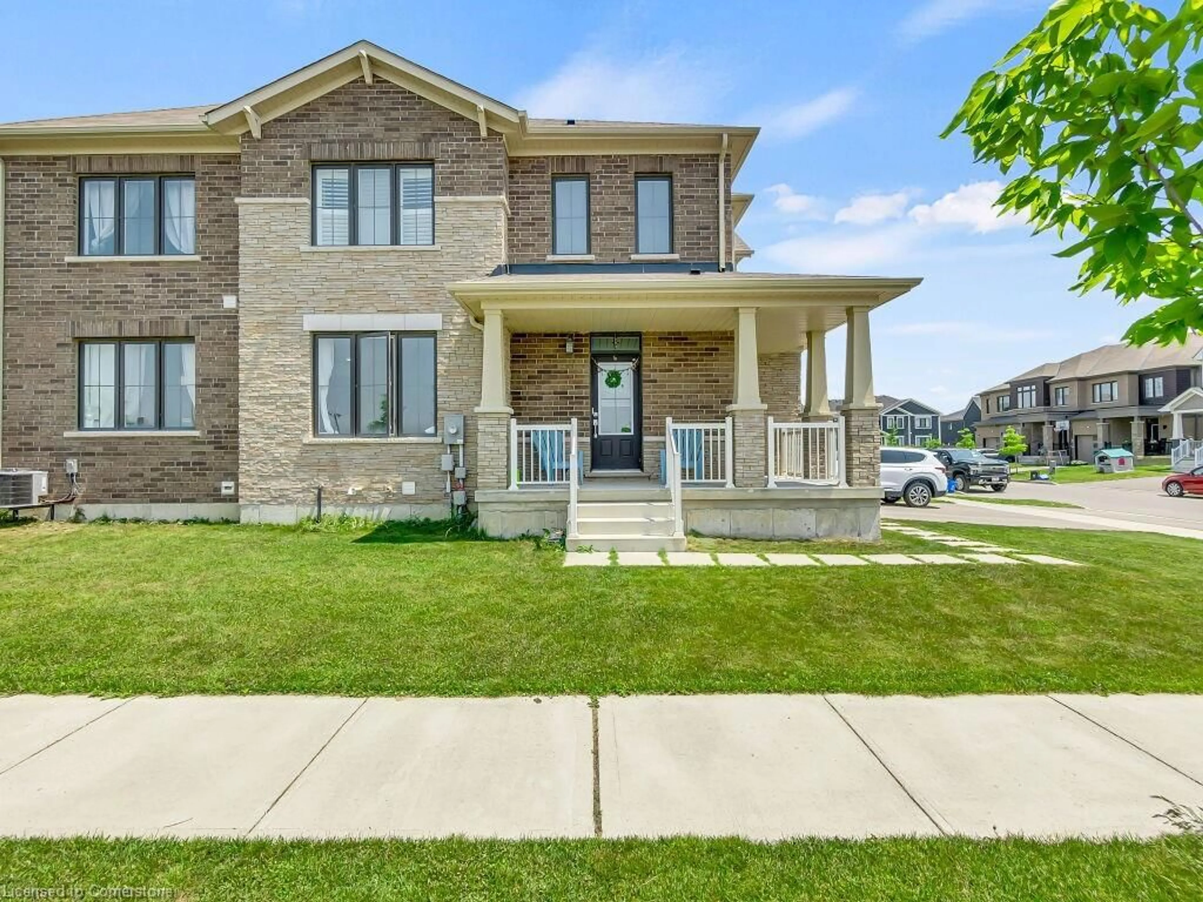 Home with brick exterior material, street for 104 Oaktree Dr, Caledonia Ontario N3W 0E5