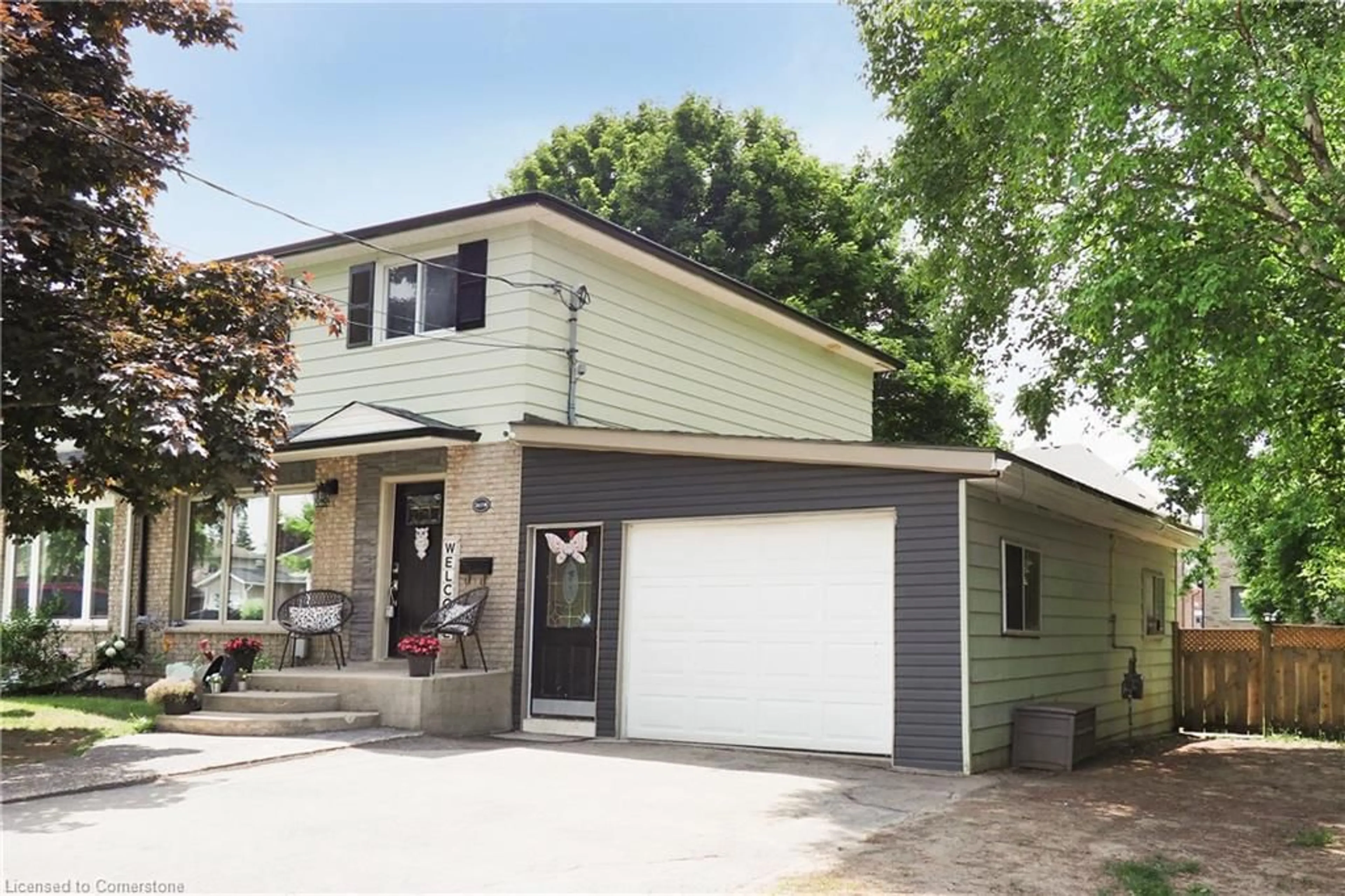 Home with vinyl exterior material, street for 317 Domville St #B, Arthur Ontario N0G 1A0