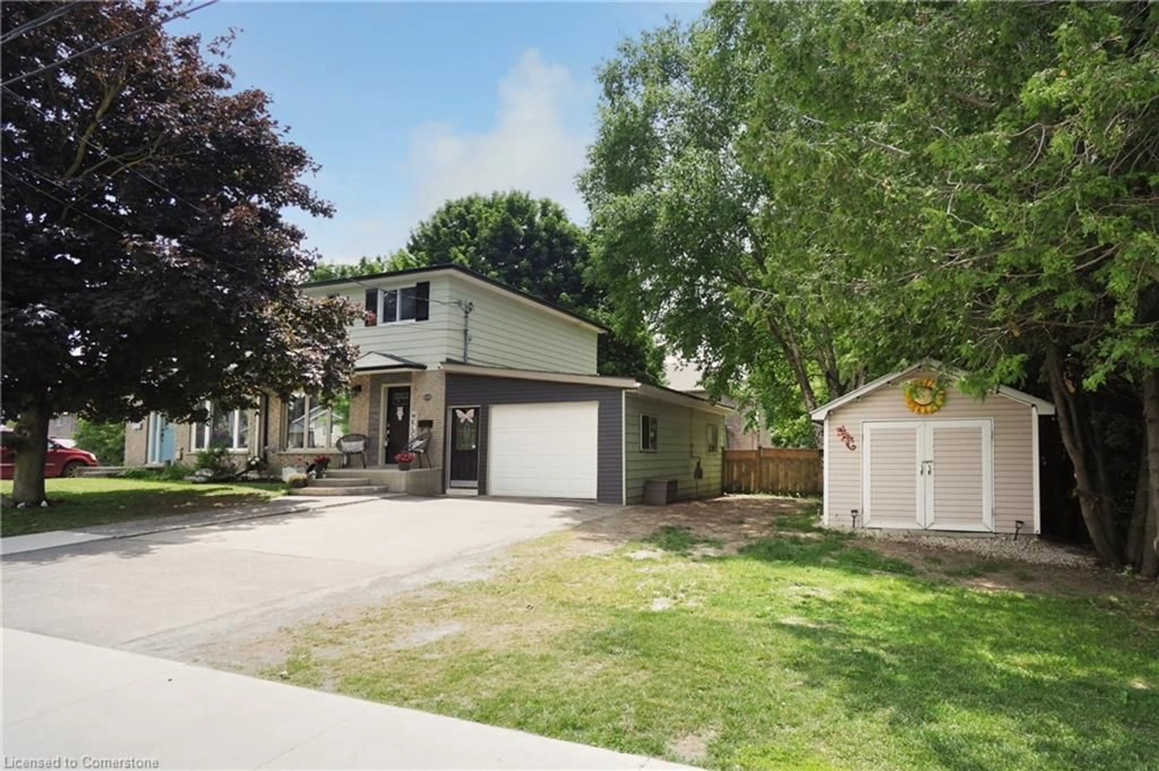 A pic from outside/outdoor area/front of a property/back of a property/a pic from drone, street for 317 Domville St #B, Arthur Ontario N0G 1A0