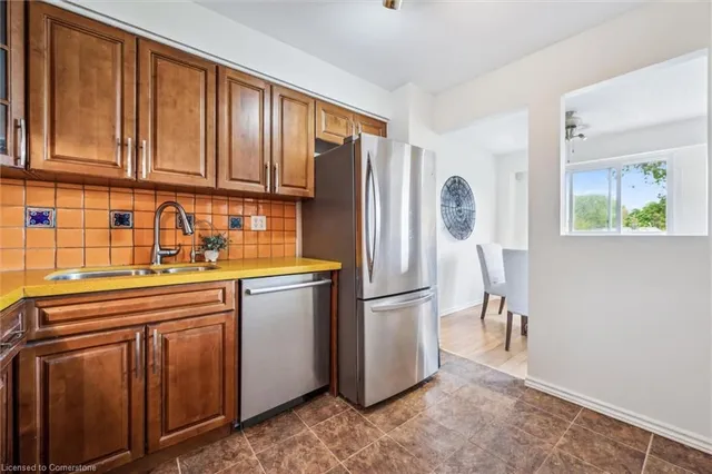 Additional property image - 223 Pioneer Dr Unit C21