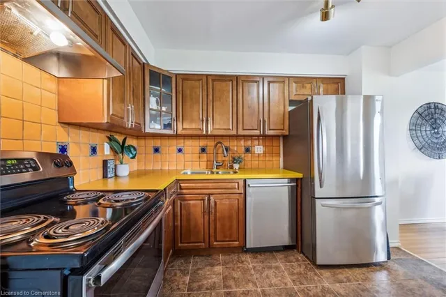 Additional property image - 223 Pioneer Dr Unit C21