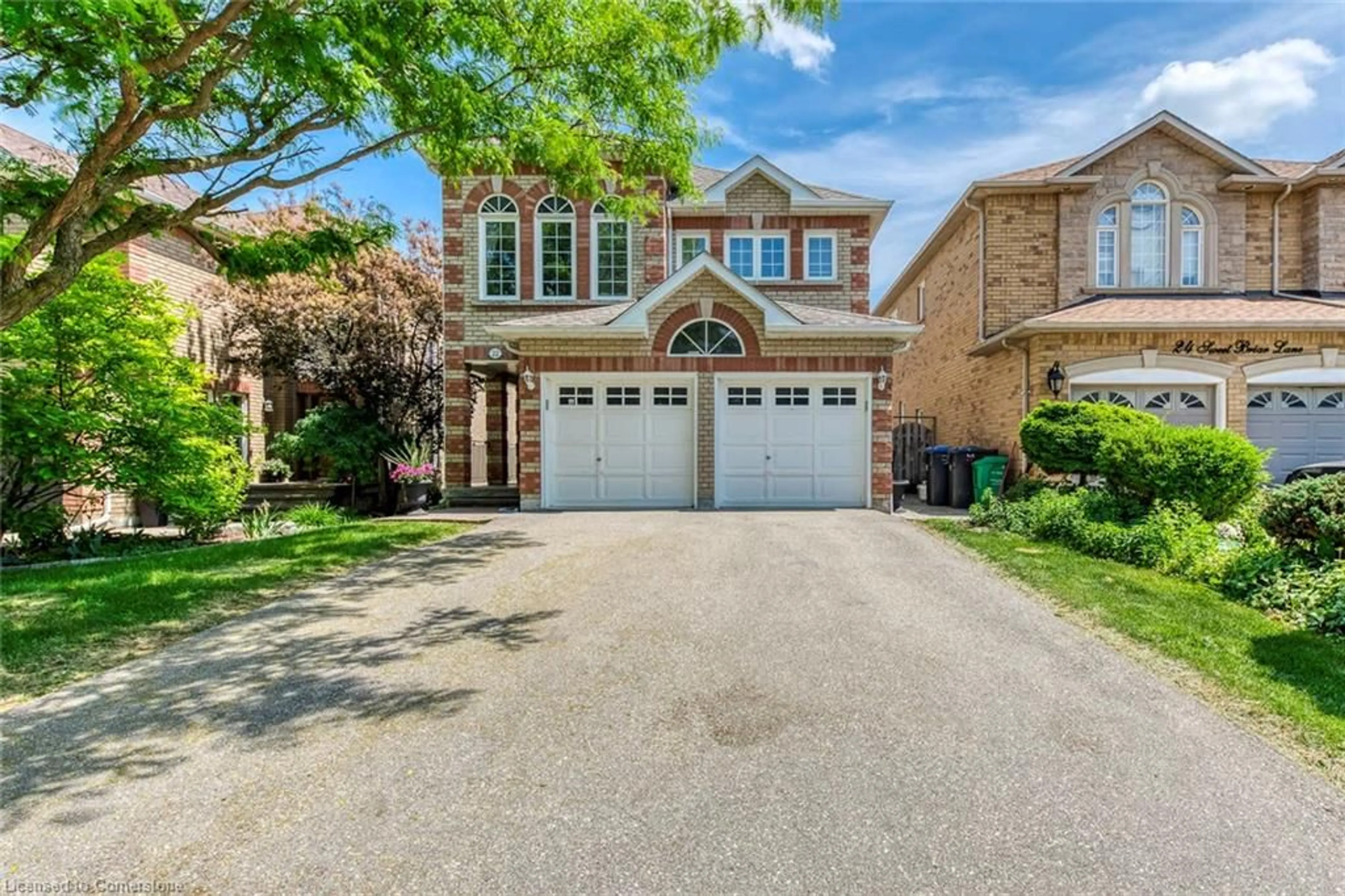 Home with brick exterior material, street for 22 Sweet Briar Lane, Brampton Ontario L6Z 4V3