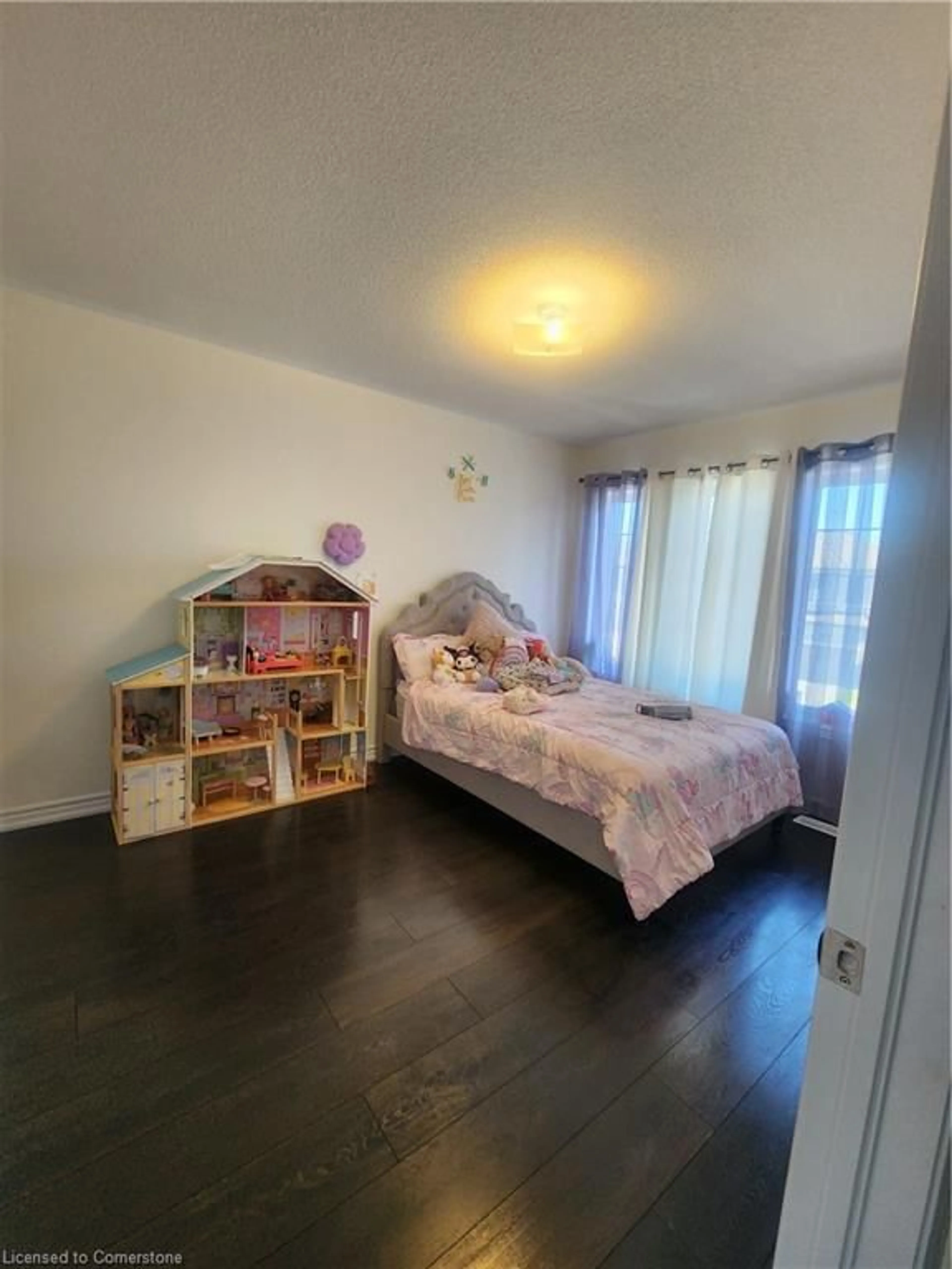 A pic of a room for 29 Tamworth Terr, Barrie Ontario L9S 2Z8