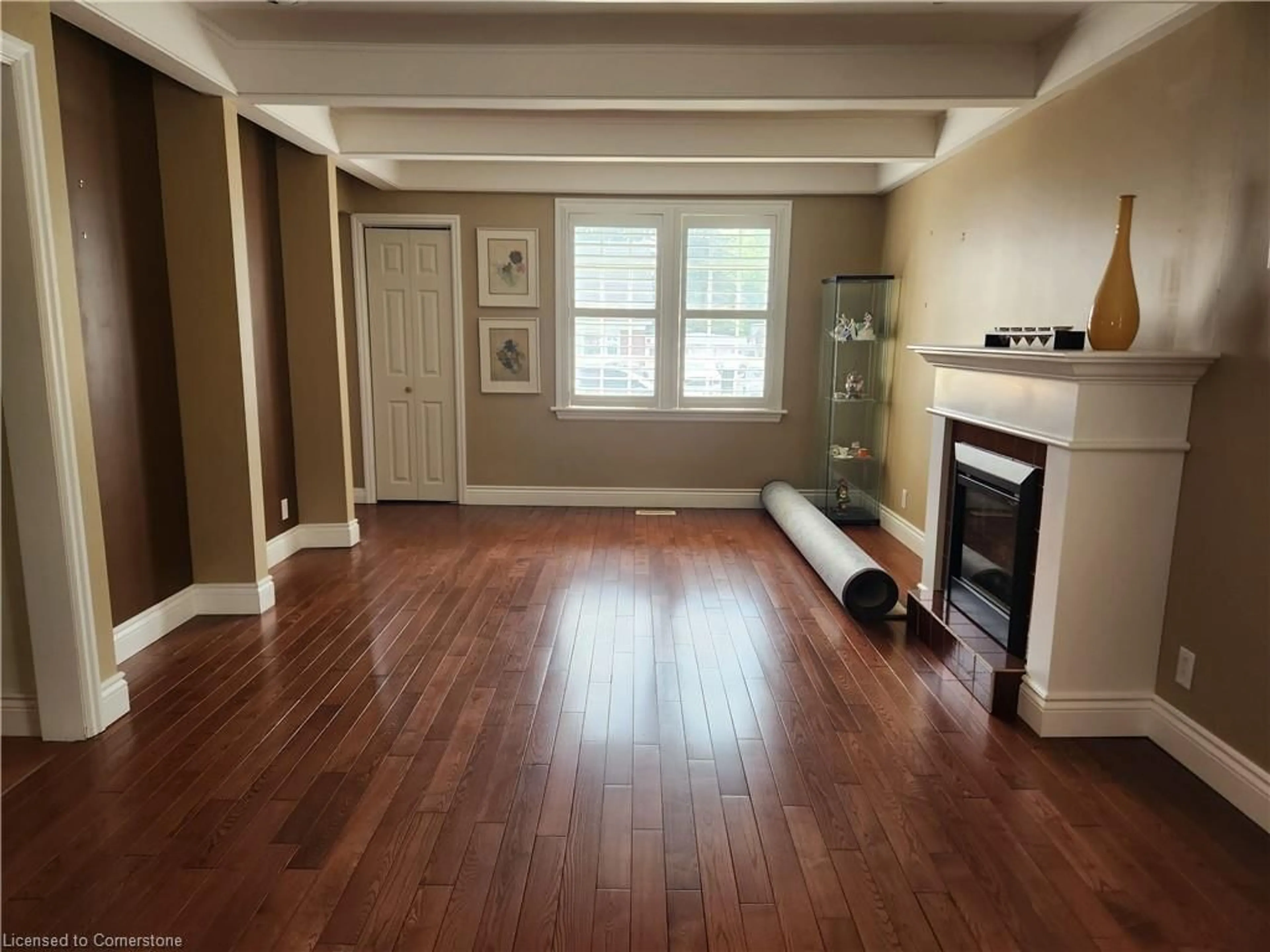 A pic of a room for 931 Sherring St, Cambridge Ontario N3H 2X7