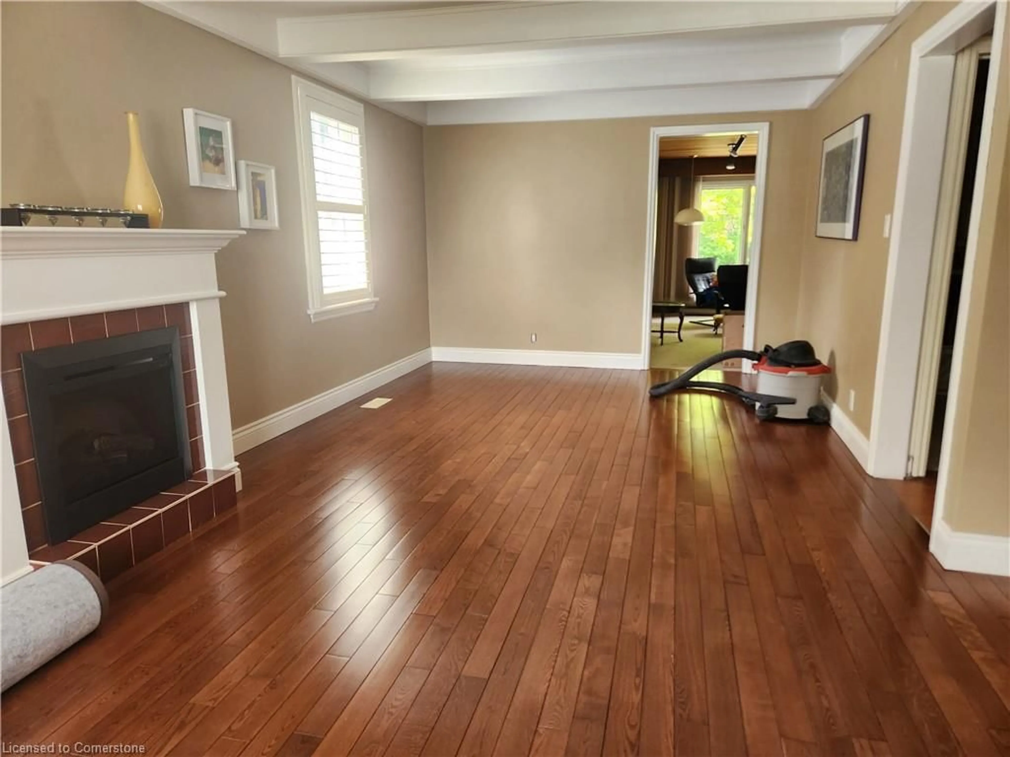 A pic of a room for 931 Sherring St, Cambridge Ontario N3H 2X7