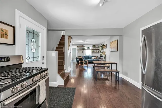 Additional property image - 287 King St