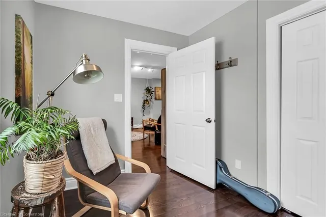 Additional property image - 287 King St