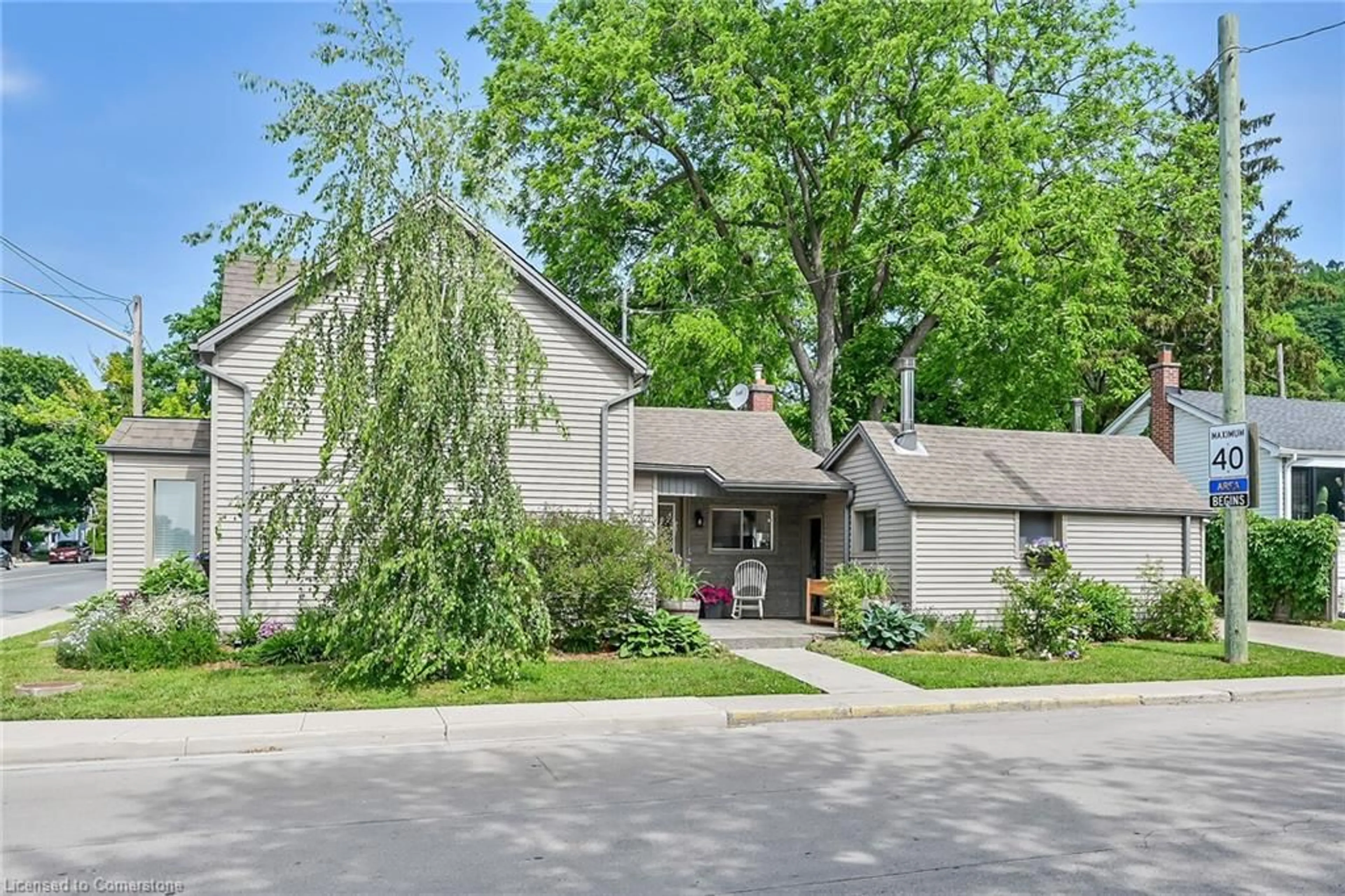 Unknown for 287 King St, Dundas Ontario L9H 1W3