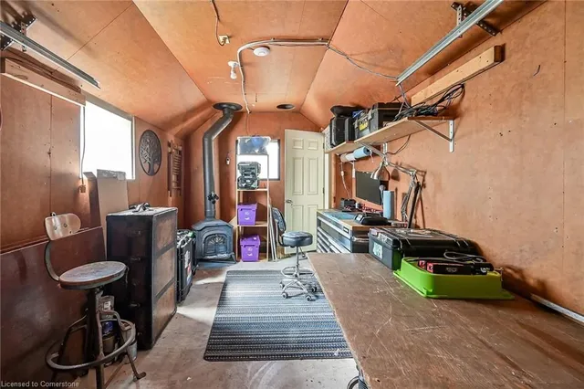 Additional property image - 287 King St