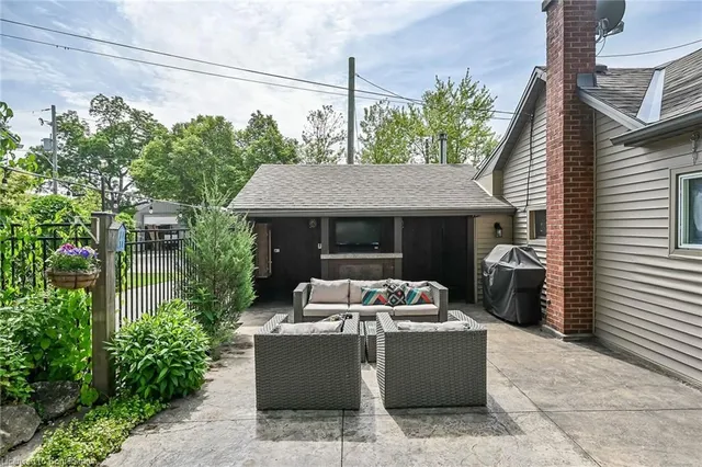 Additional property image - 287 King St