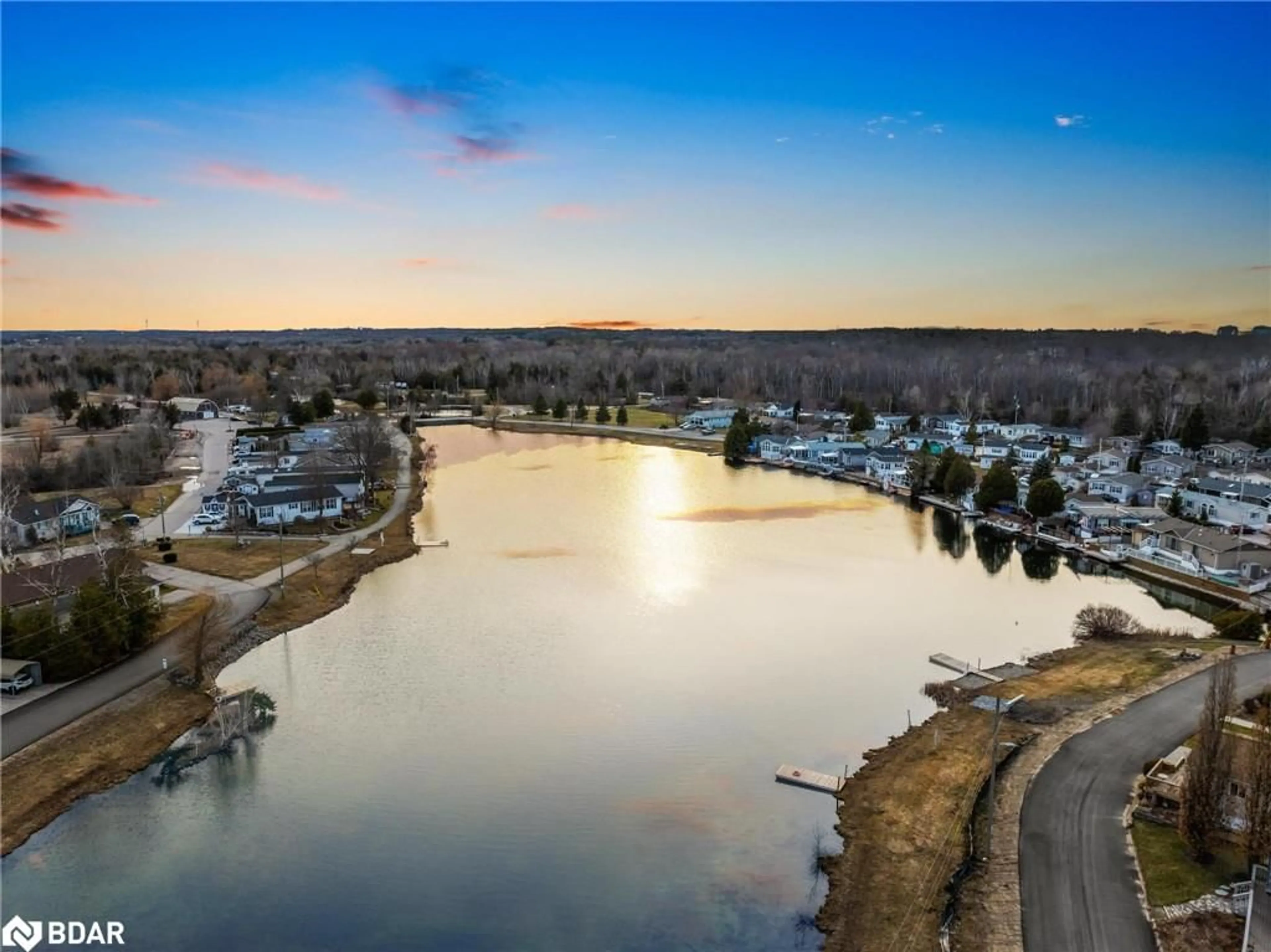 A pic from outside/outdoor area/front of a property/back of a property/a pic from drone, water/lake/river/ocean view for 35 Trillium Rd, Puslinch Ontario N0B 2J0
