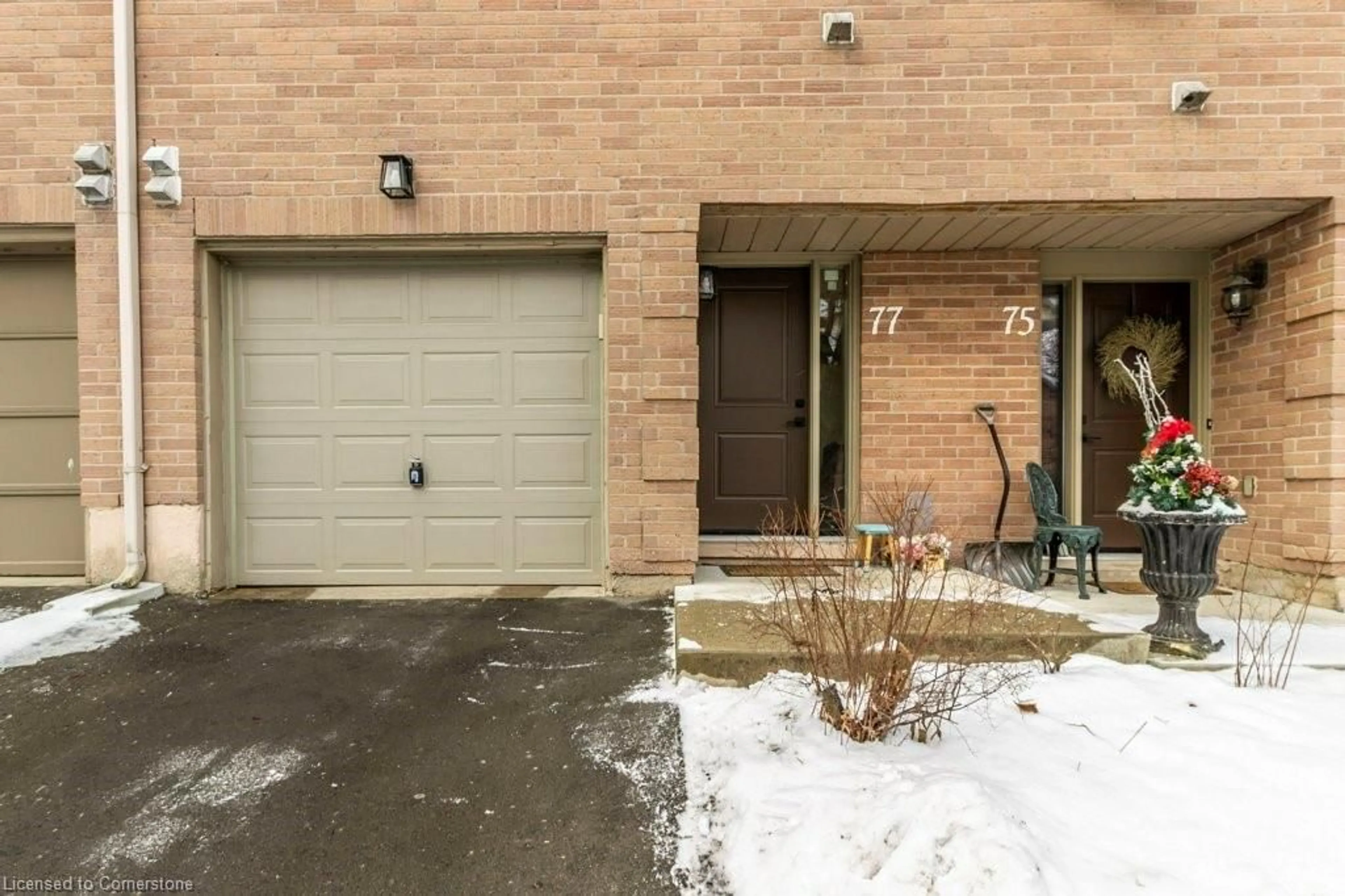 Unknown for 26 Moss Blvd #77, Hamilton Ontario L9H 6W8