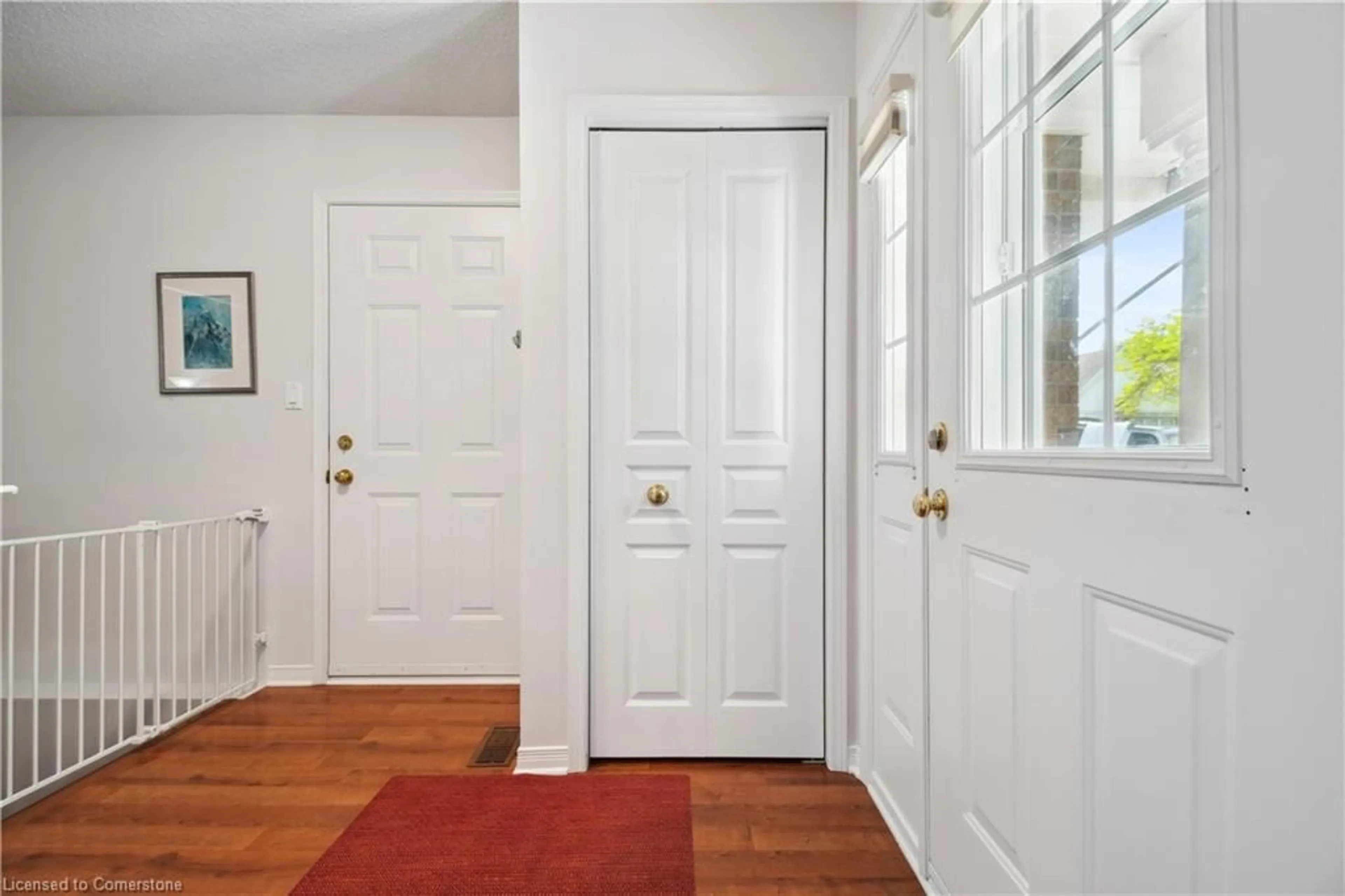 Indoor entryway for 2684 Mewburn Rd #17, Niagara Falls Ontario L2E 6S4