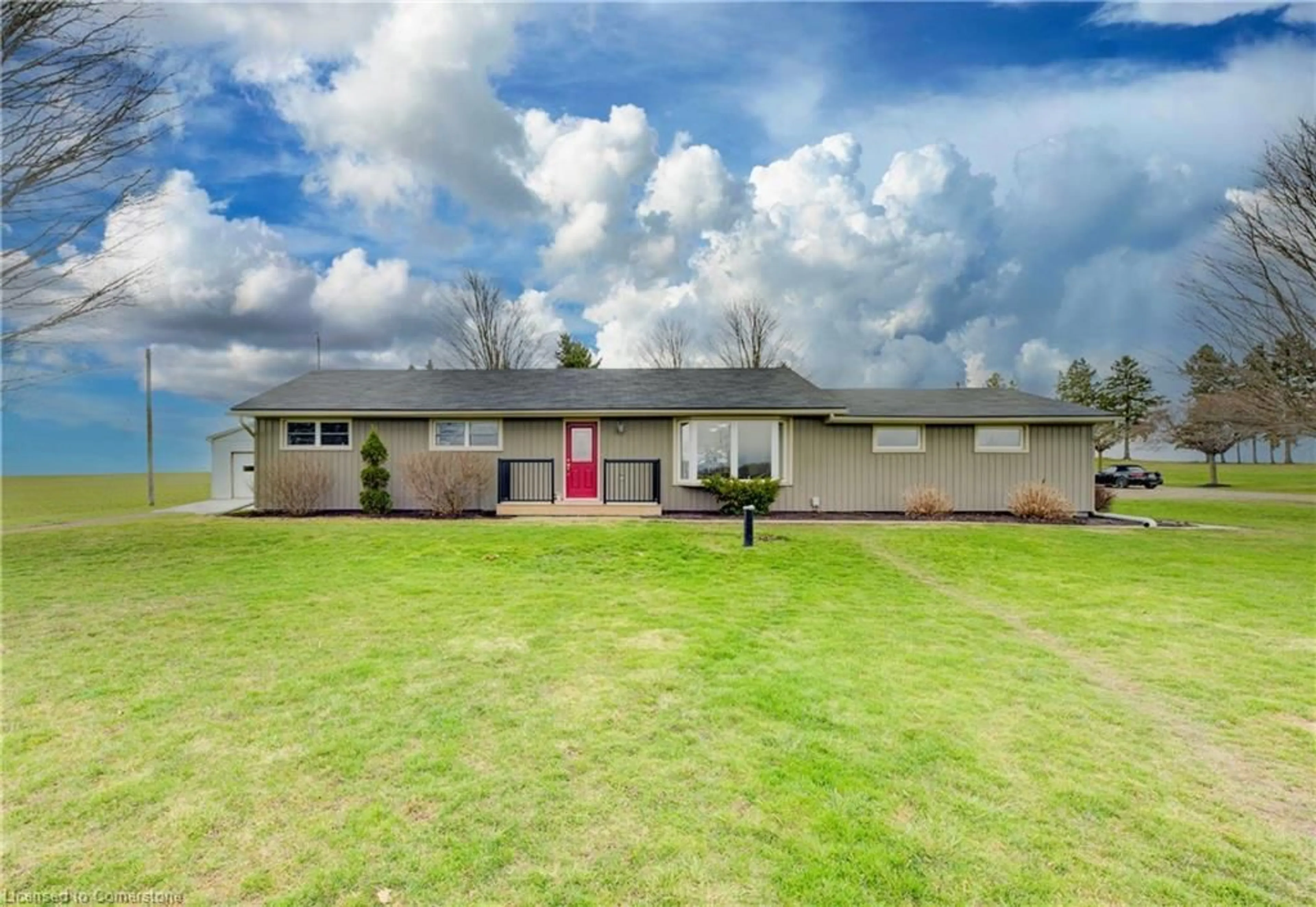 A pic from outside/outdoor area/front of a property/back of a property/a pic from drone, unknown for 384870 Salford Rd Rd, Norwich Ontario N0J 1C0