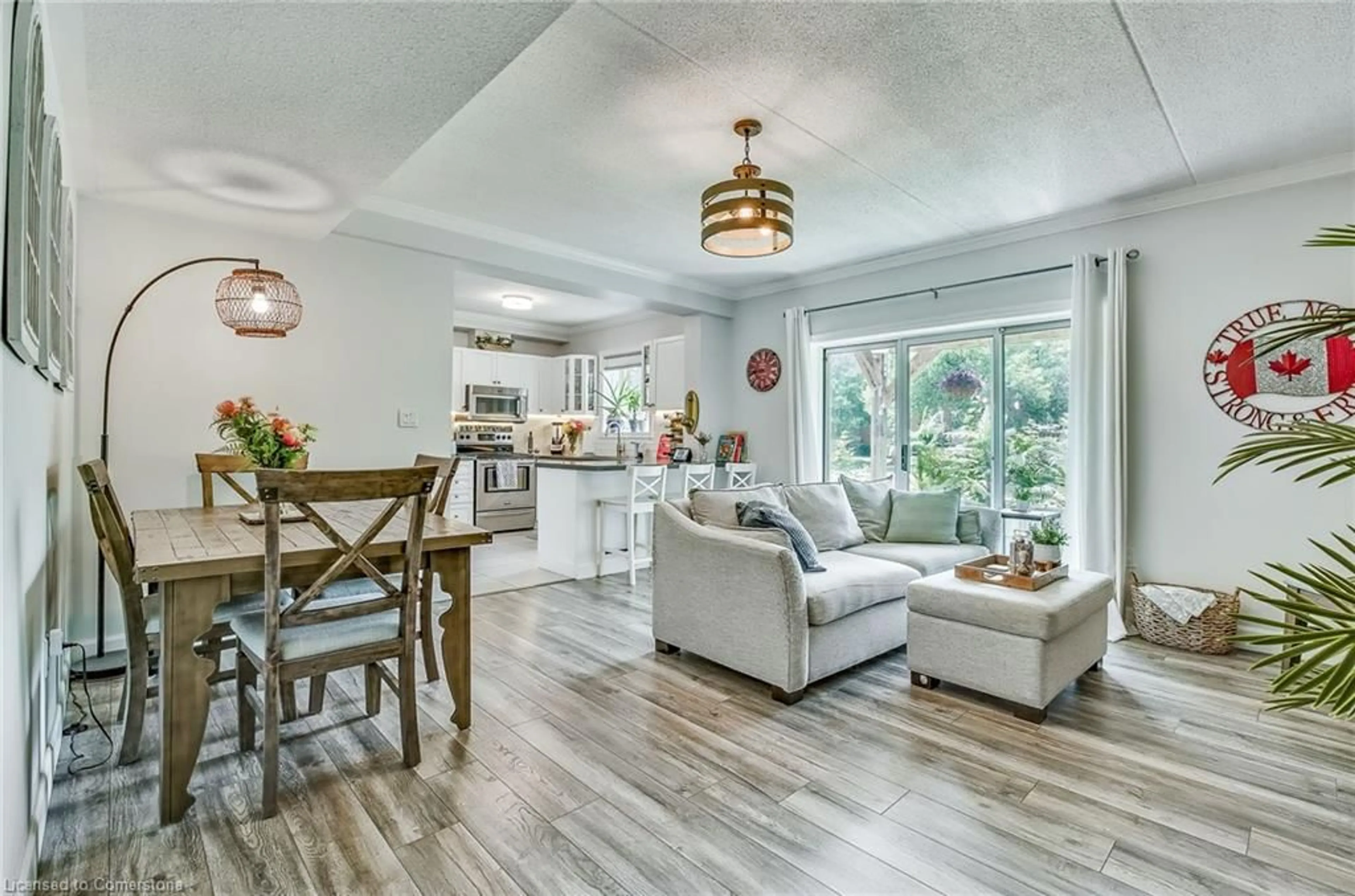 Open concept kitchen, unknown for 4045 Upper Middle Rd #54, Burlington Ontario L7M 4S9