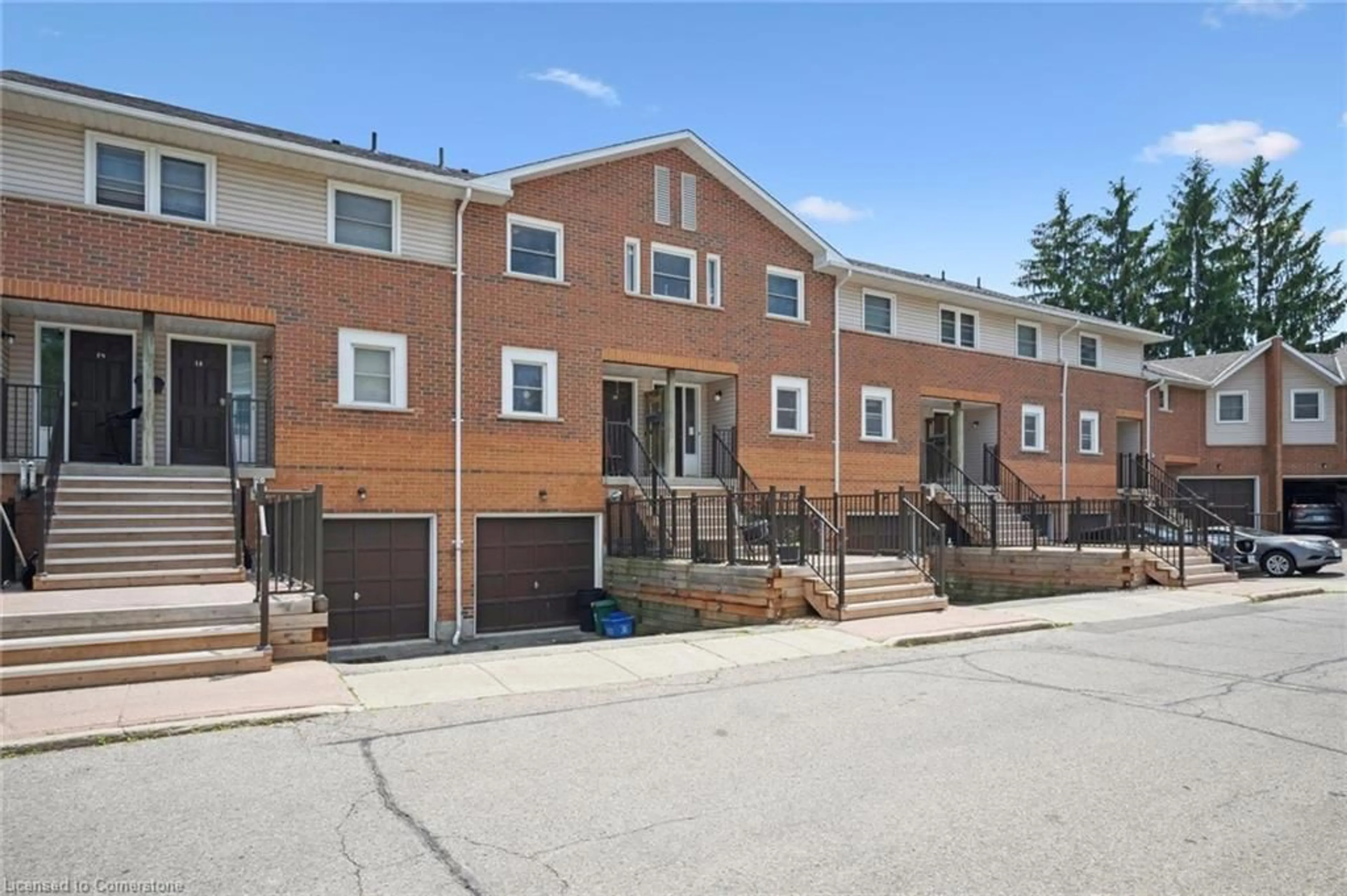 Home with brick exterior material, street for 465 Beechwood Pl #17, Waterloo Ontario N2T 2N8