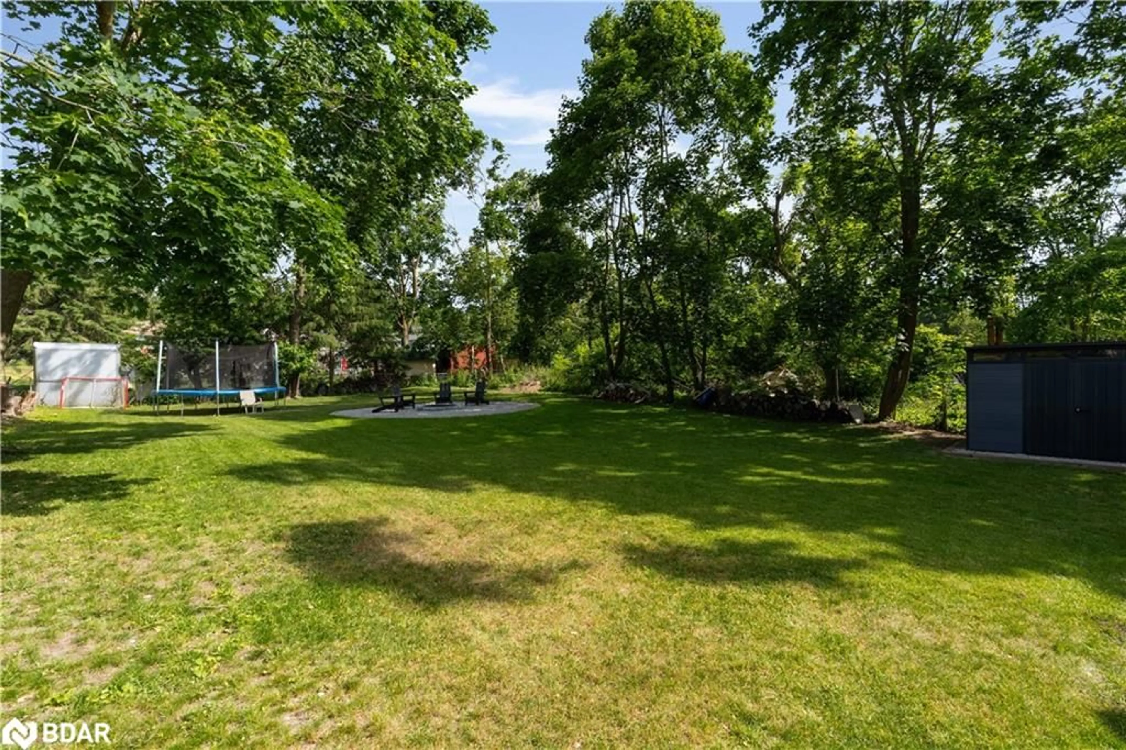 Patio, forest/trees view for 268 John St, Orillia Ontario L3V 3H9