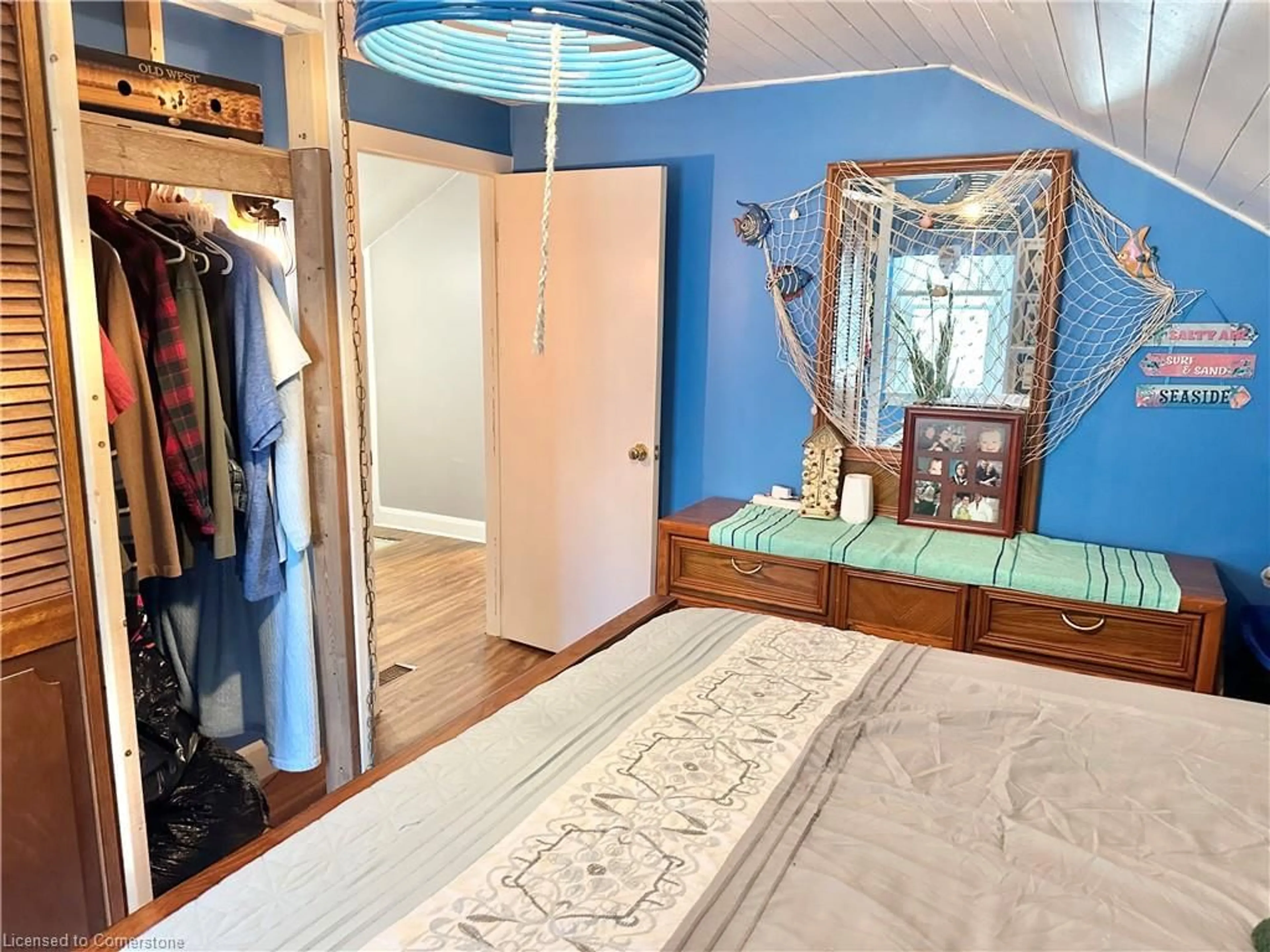 A pic of a room for 12 Grave St, Port Rowan Ontario N0E 1M0