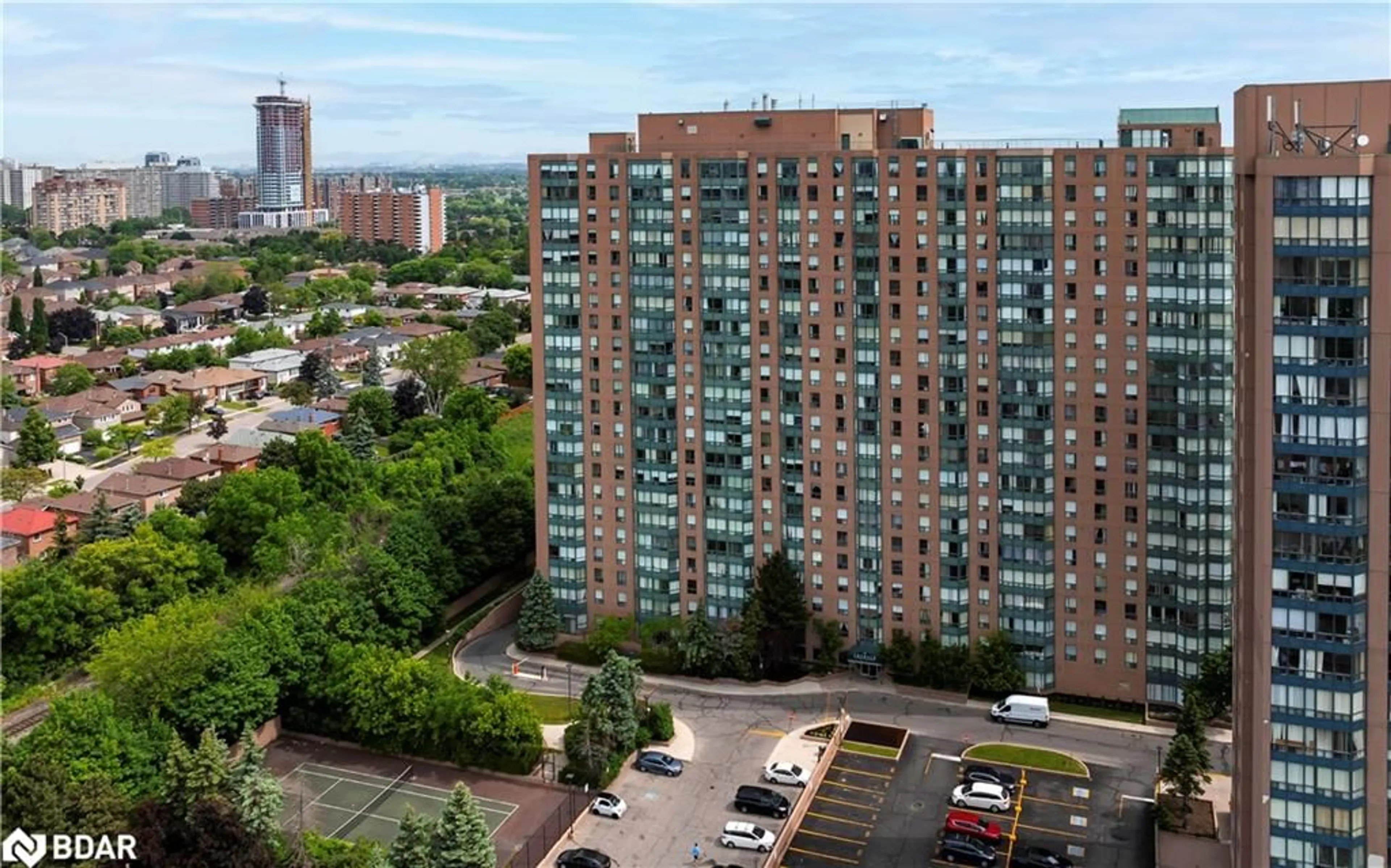 A pic from outside/outdoor area/front of a property/back of a property/a pic from drone, city buildings view from balcony for 135 Hillcrest Ave #2211, Mississauga Ontario L5B 4B1
