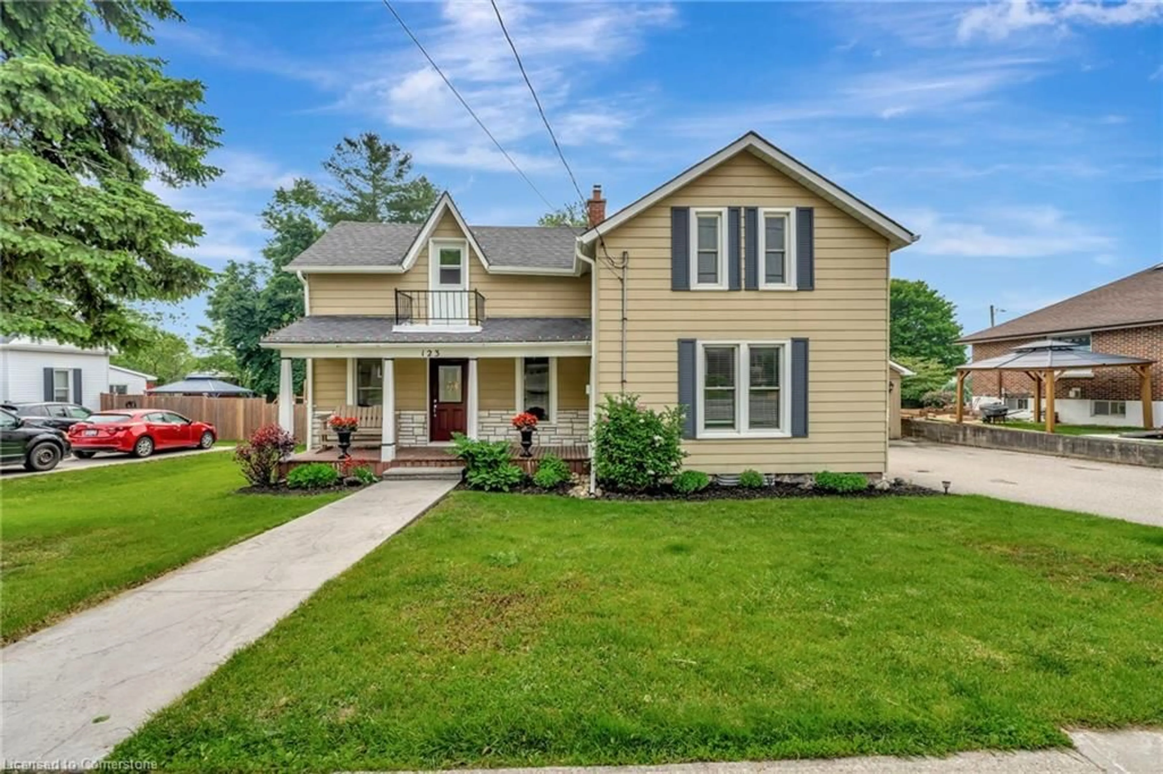 Home with vinyl exterior material, street for 123 Blandford St, Innerkip Ontario N0J 1M0