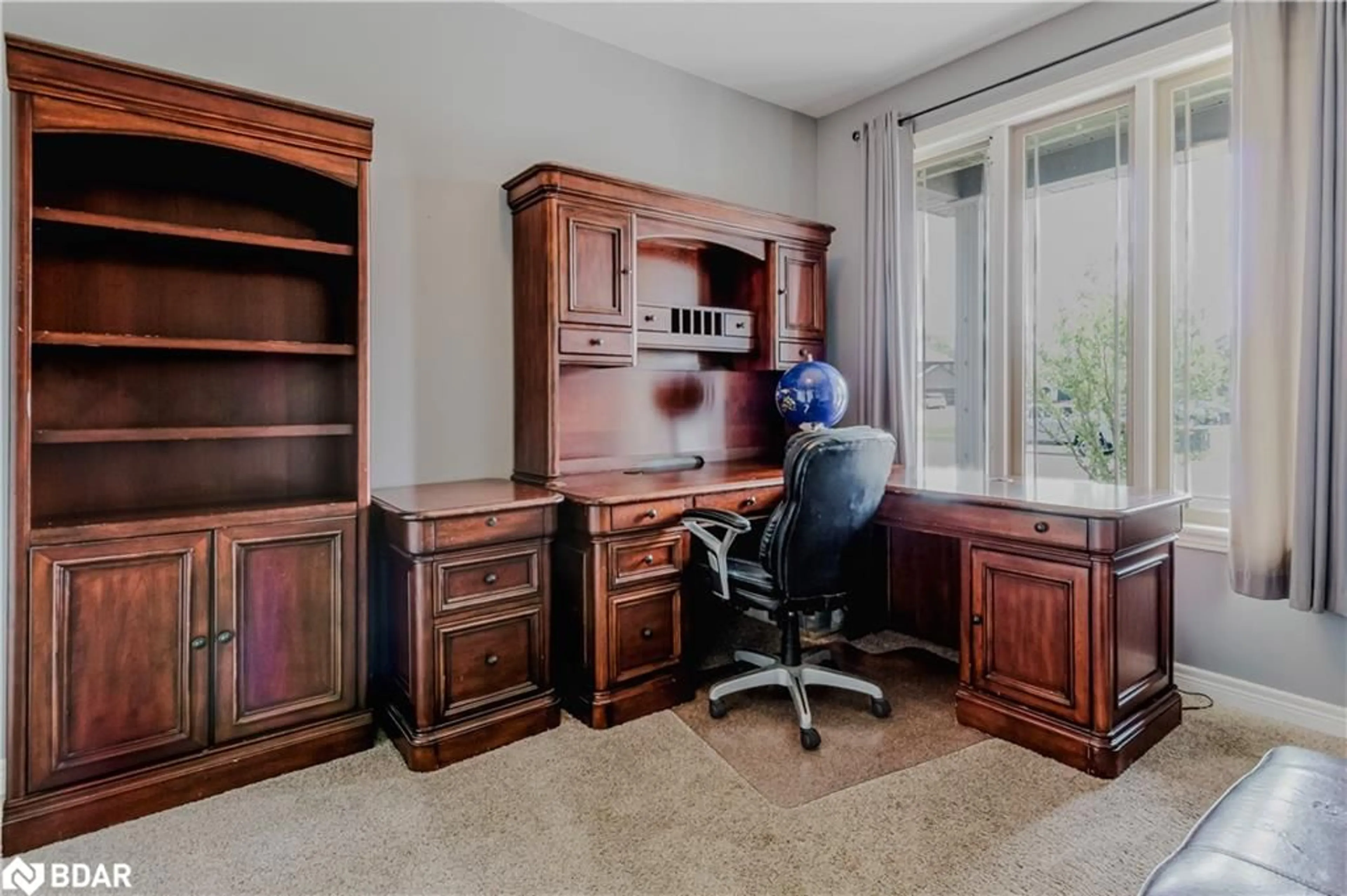 A pic of a room for 12 Lafayette St, Jarvis Ontario N0A 1J0