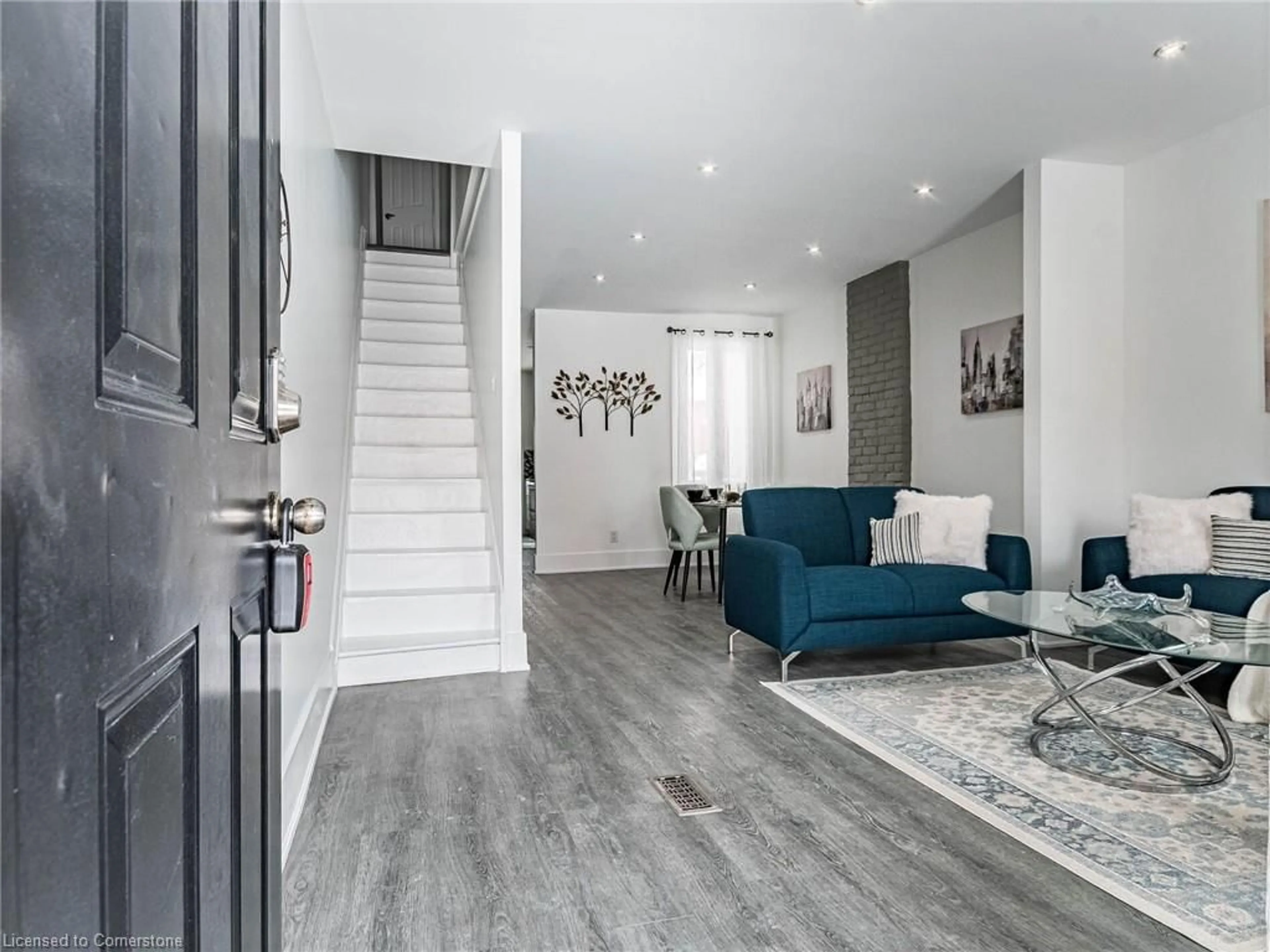 Unknown for 39 Madison Ave, Hamilton Ontario L8L 5Y5