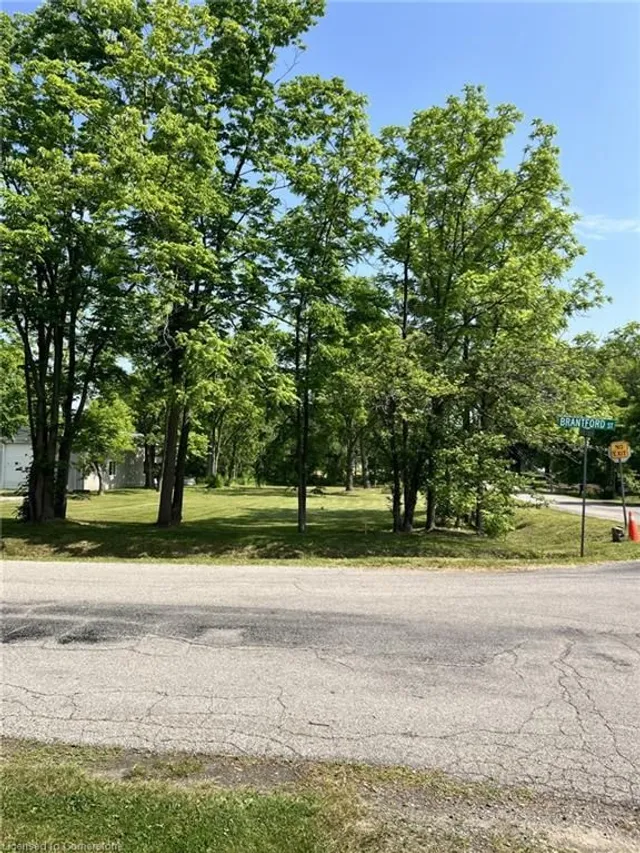 LOT 5 Centre St, Brantford 2