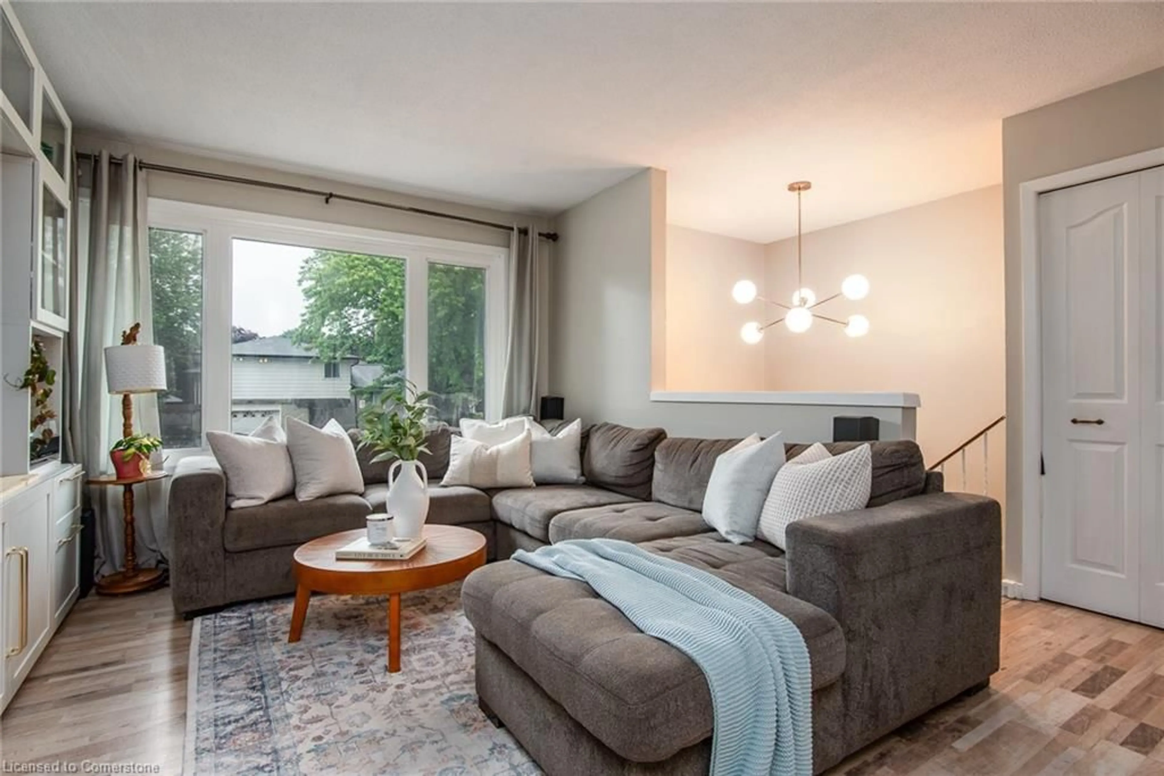 Living room with furniture, unknown for 8 Byton Lane, Cambridge Ontario N1S 4L9