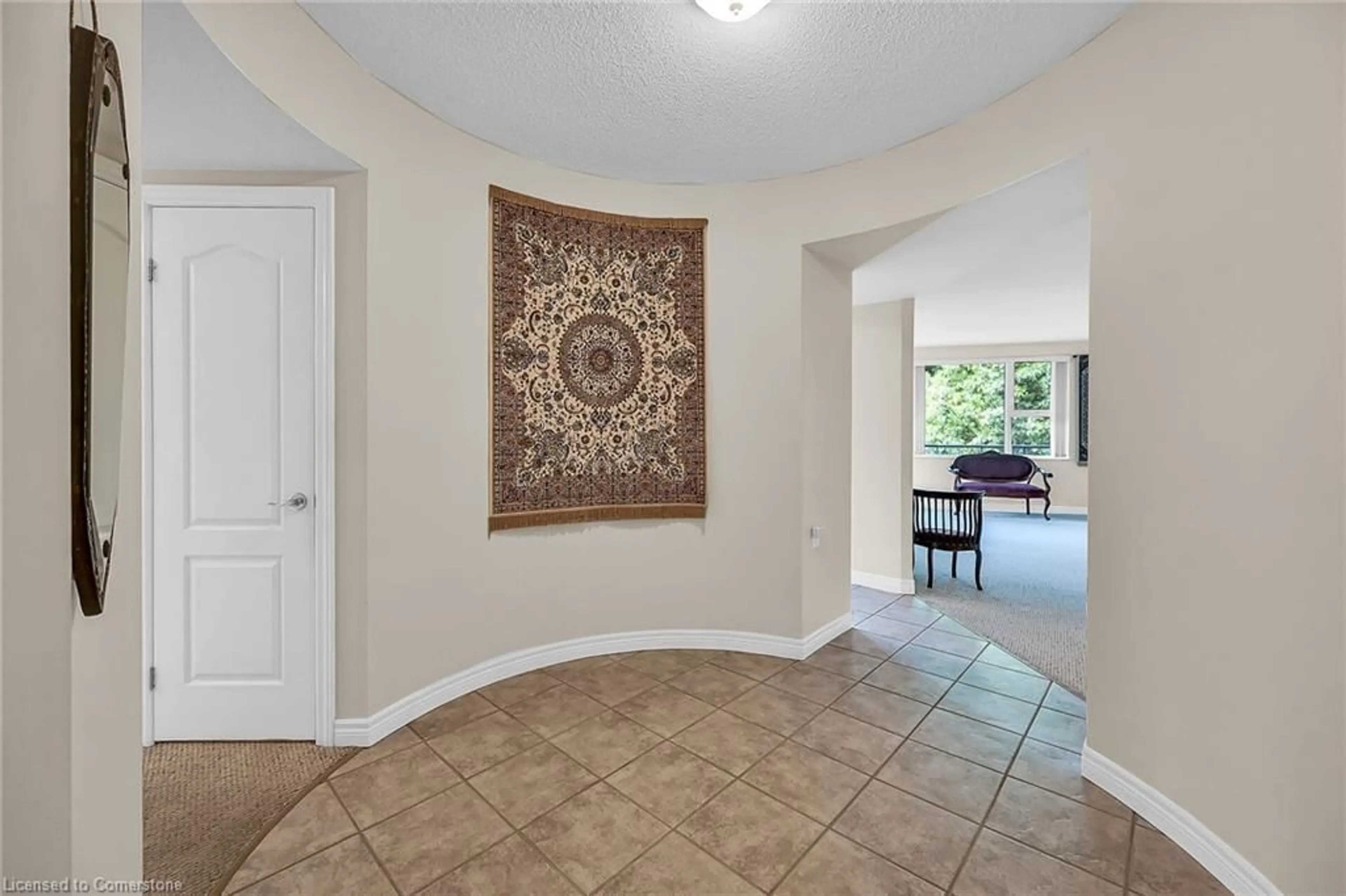 Indoor entryway for 77 Governors Rd #408, Dundas Ontario L9H 7N8